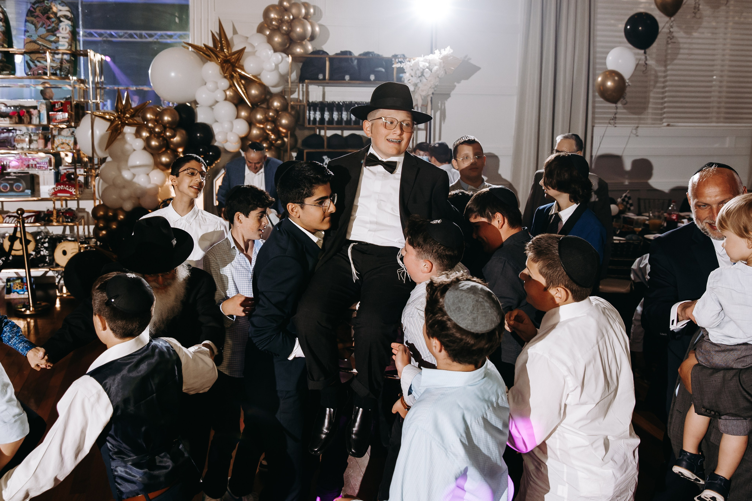 Mitzvah. Alex UA — Toronto photographer