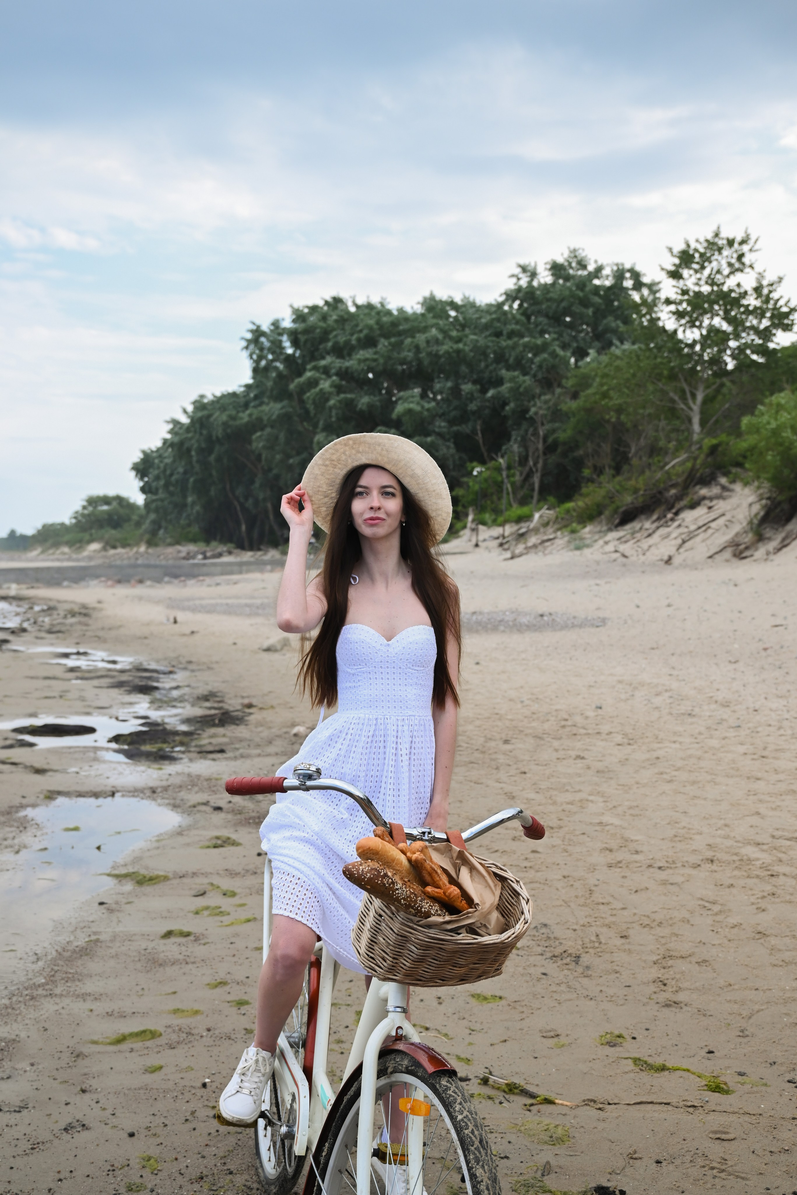 Love photography story on the riva of the see