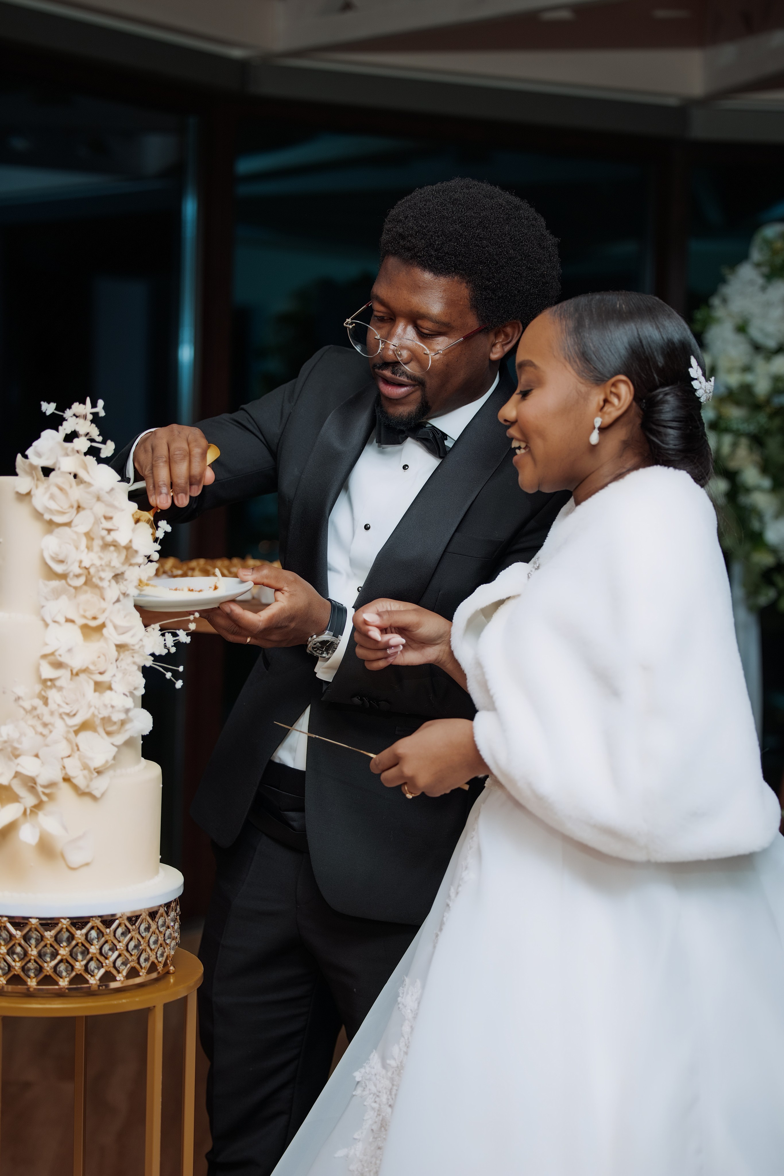 Nawik e Ethson. Fazemos o seu casamento ser lembrado por gerações