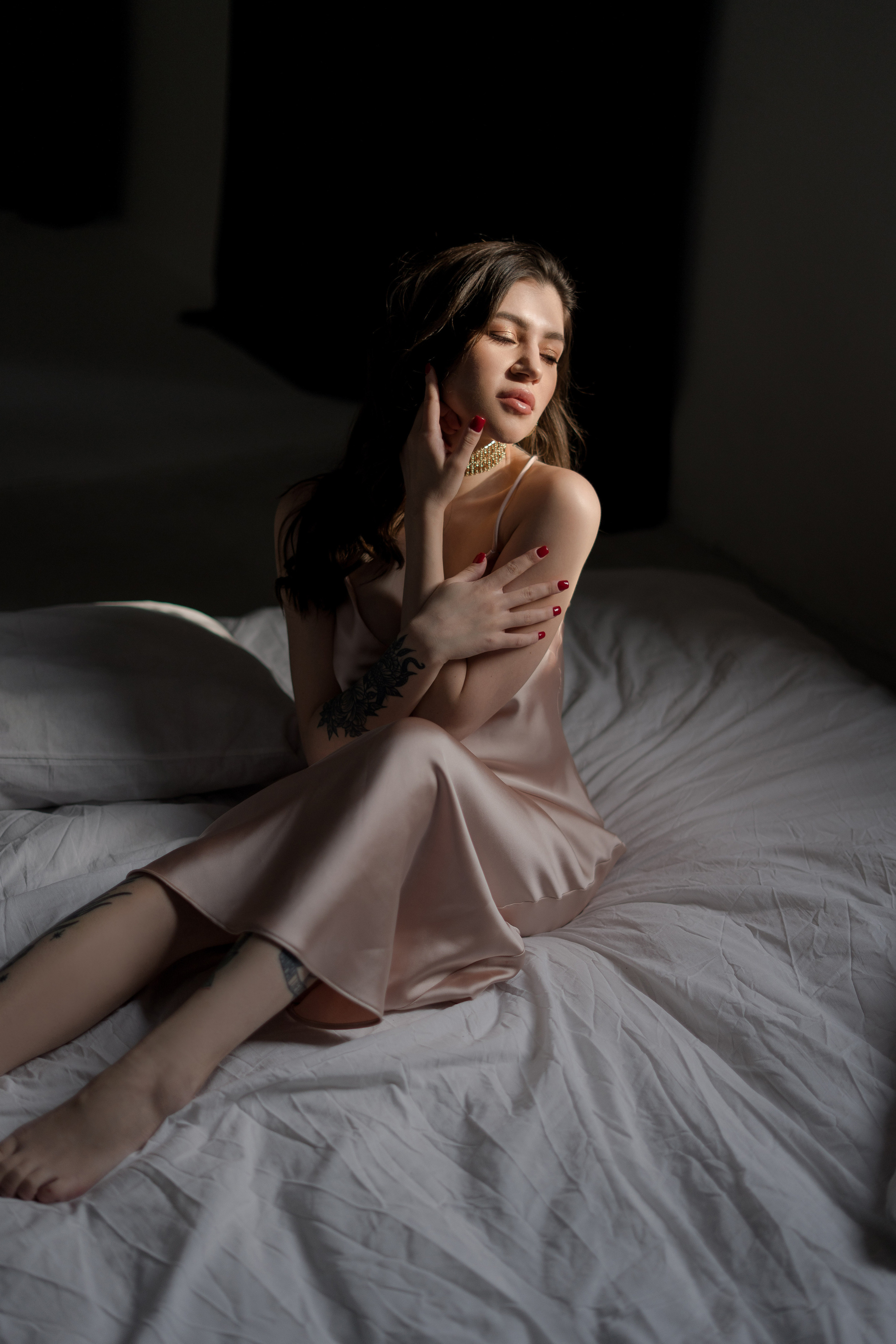 Girls, studio. Дарья Филькова — фотограф и видеограф в Тбилиси, Грузия