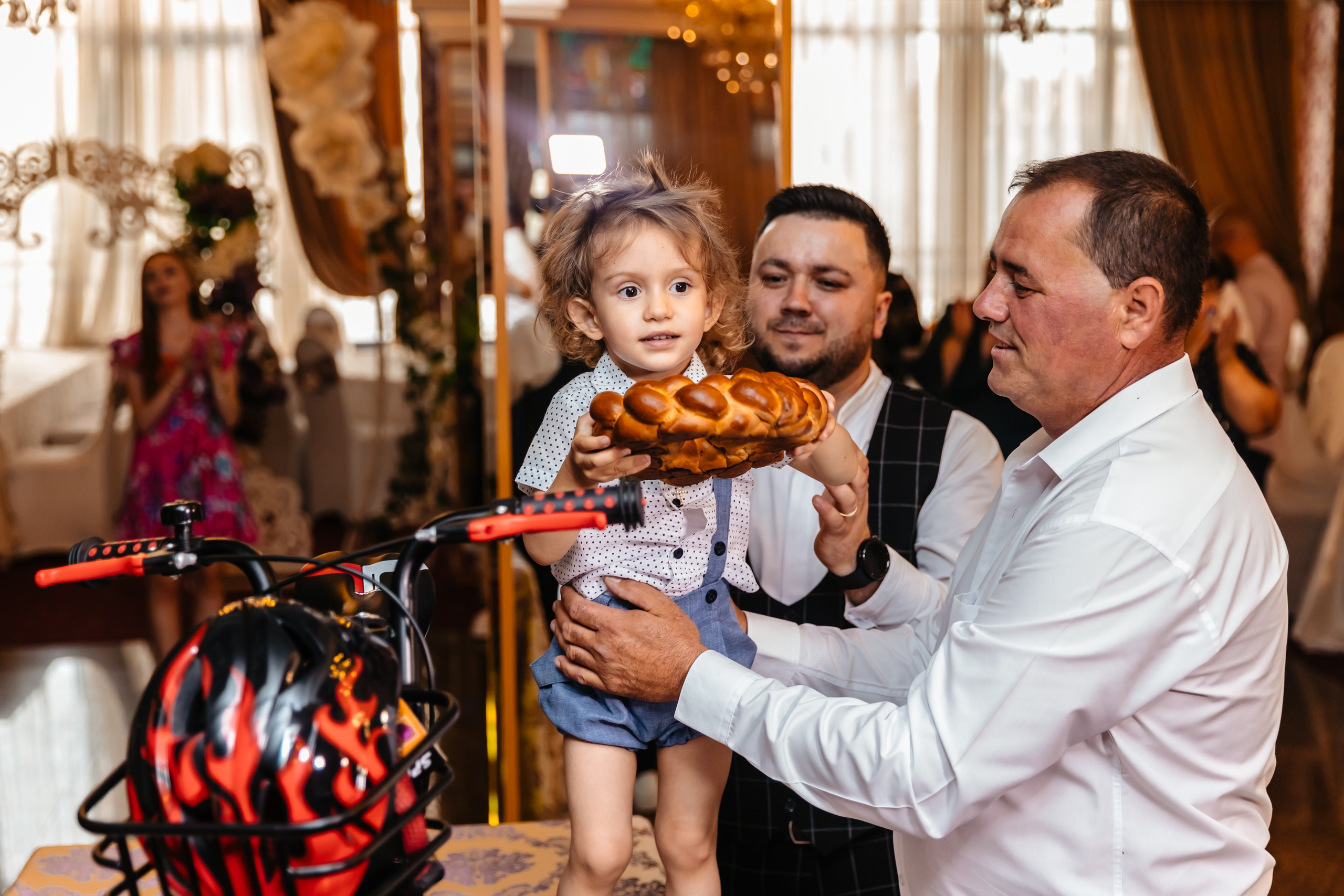 Vladimir - Petrecere de Moț - Pitești. Fotograf Profesionist Pitesti-Bucuresti| Mircea Seinea