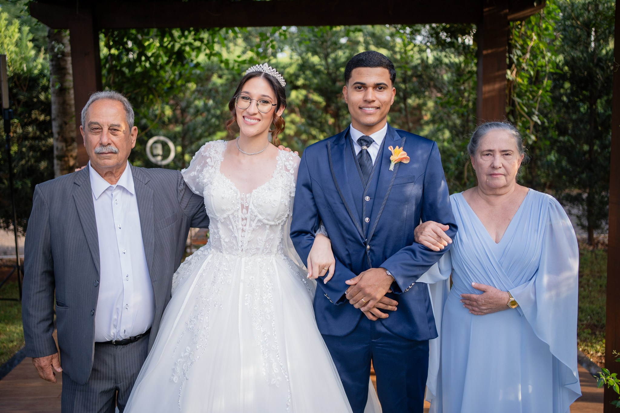 Larissa & Vinicius — Espaço Faveral / Aararaquara. Robson Colaço