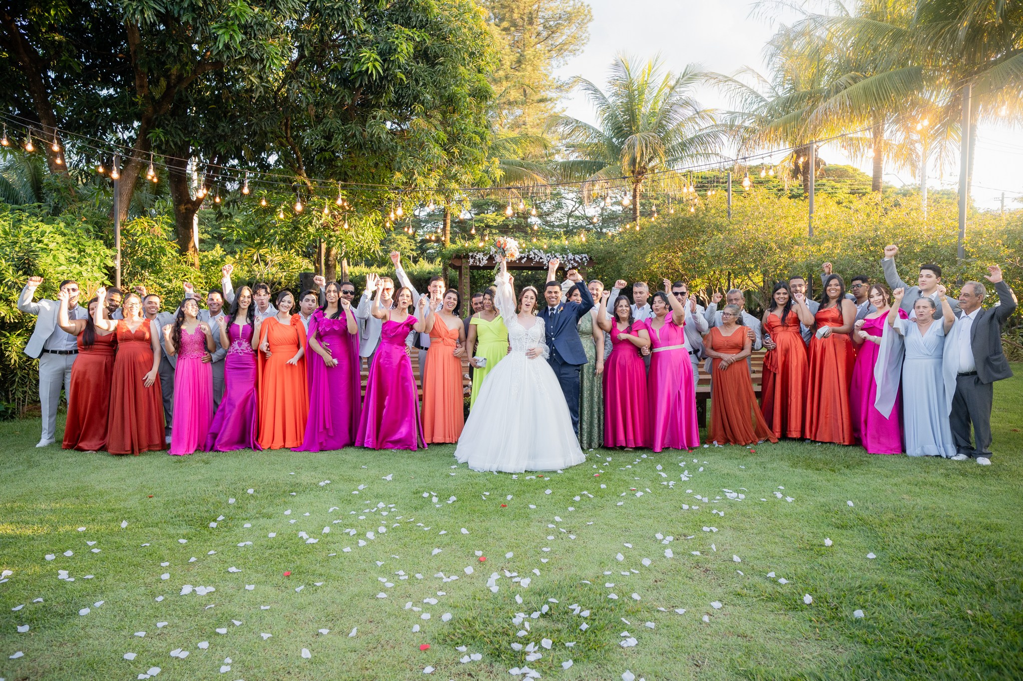 Larissa & Vinicius — Espaço Faveral / Aararaquara. Robson Colaço