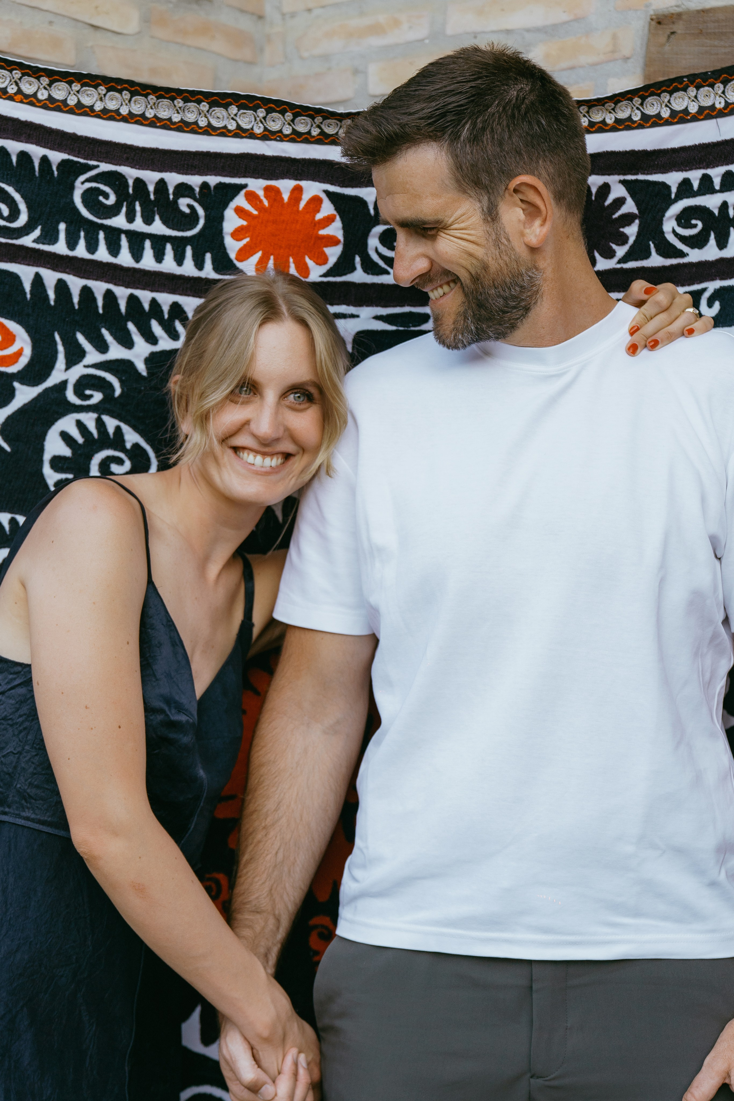 Love Story photoshoot in Samarkand with the backdrop of Gur-Emir. Photographer in Uzbekistan and Samarkand Djasur Marupov