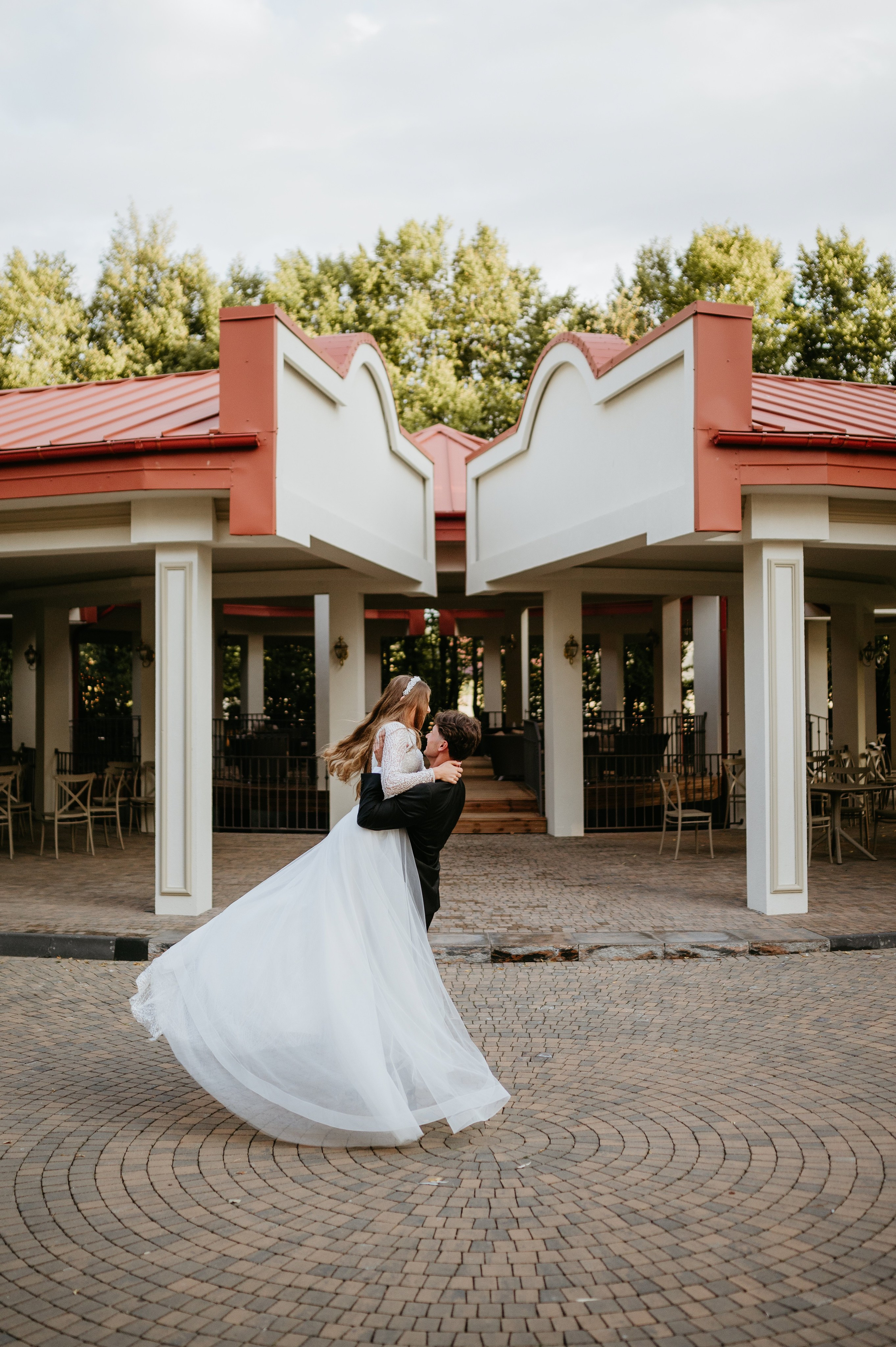 Cornel si Elisa. Valentin Melen - fotograf de nunta 🤍