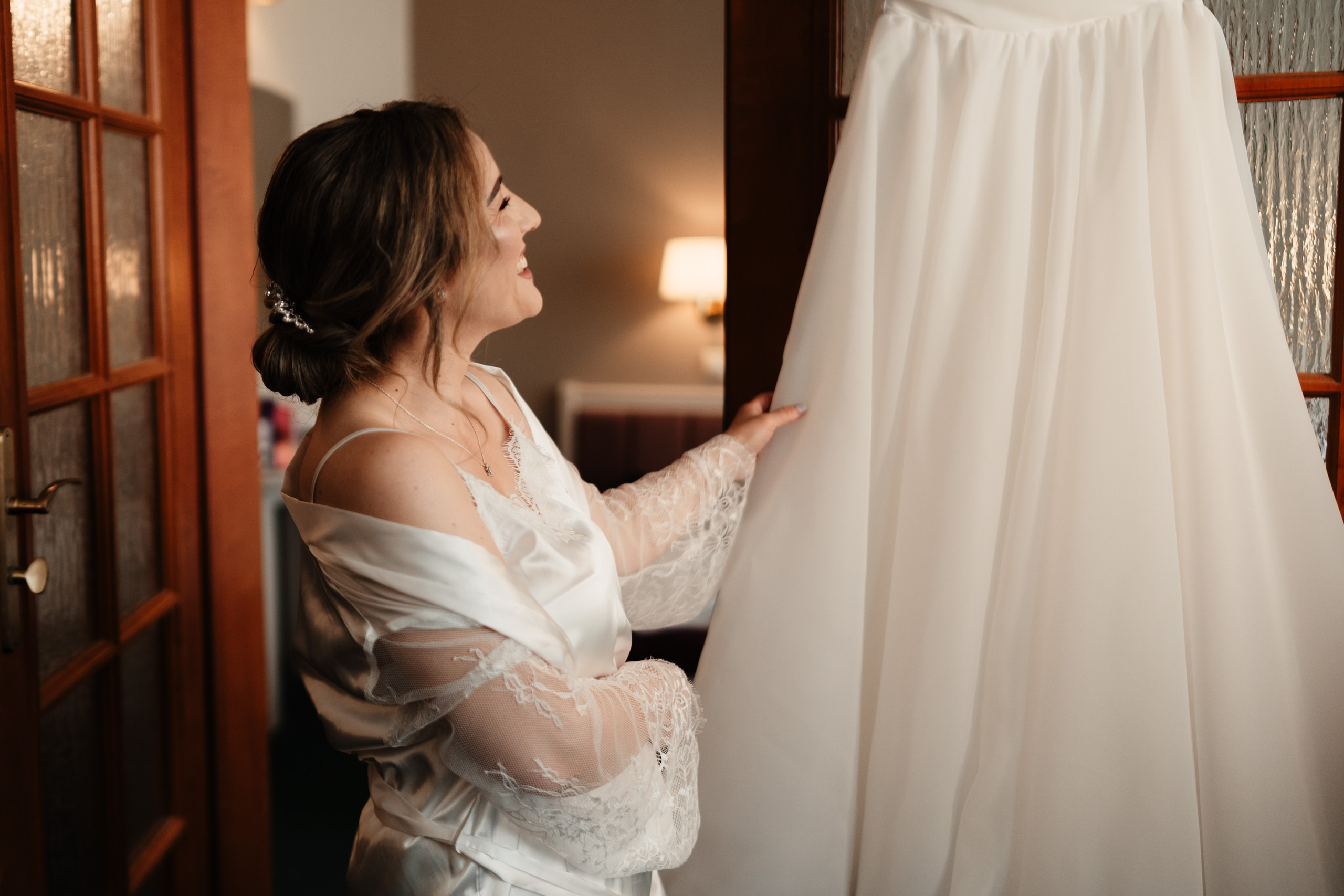 Alexandra + Andrei / Iasi. Foto-Video Nunta Iasi, Suceava, Bucuresti / Disponibilitate 2025 — 2026 — 2027