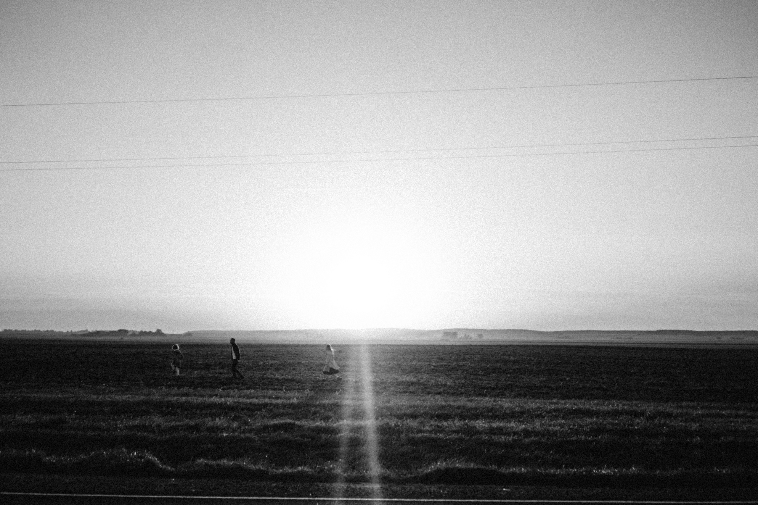 When autumn leaves start to fall. Family photographer in Warsaw Sasha Zenzina