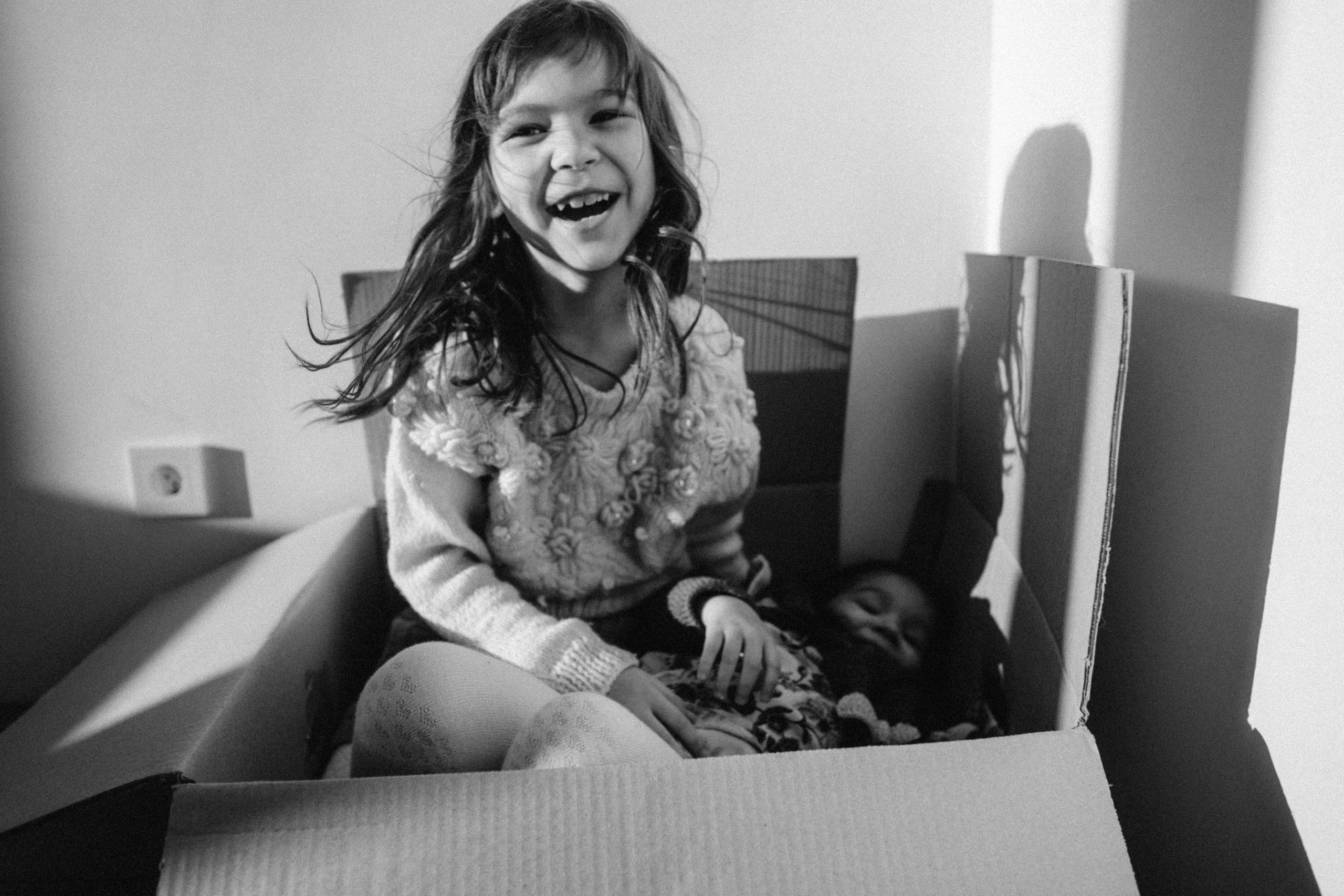 But the greatest of these is love. Family photographer in Warsaw Sasha Zenzina