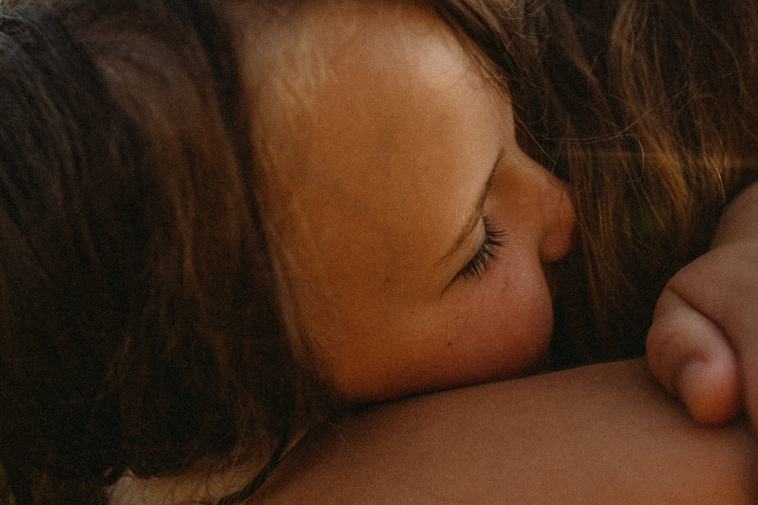 Home sweet home. Family photographer in Warsaw Sasha Zenzina