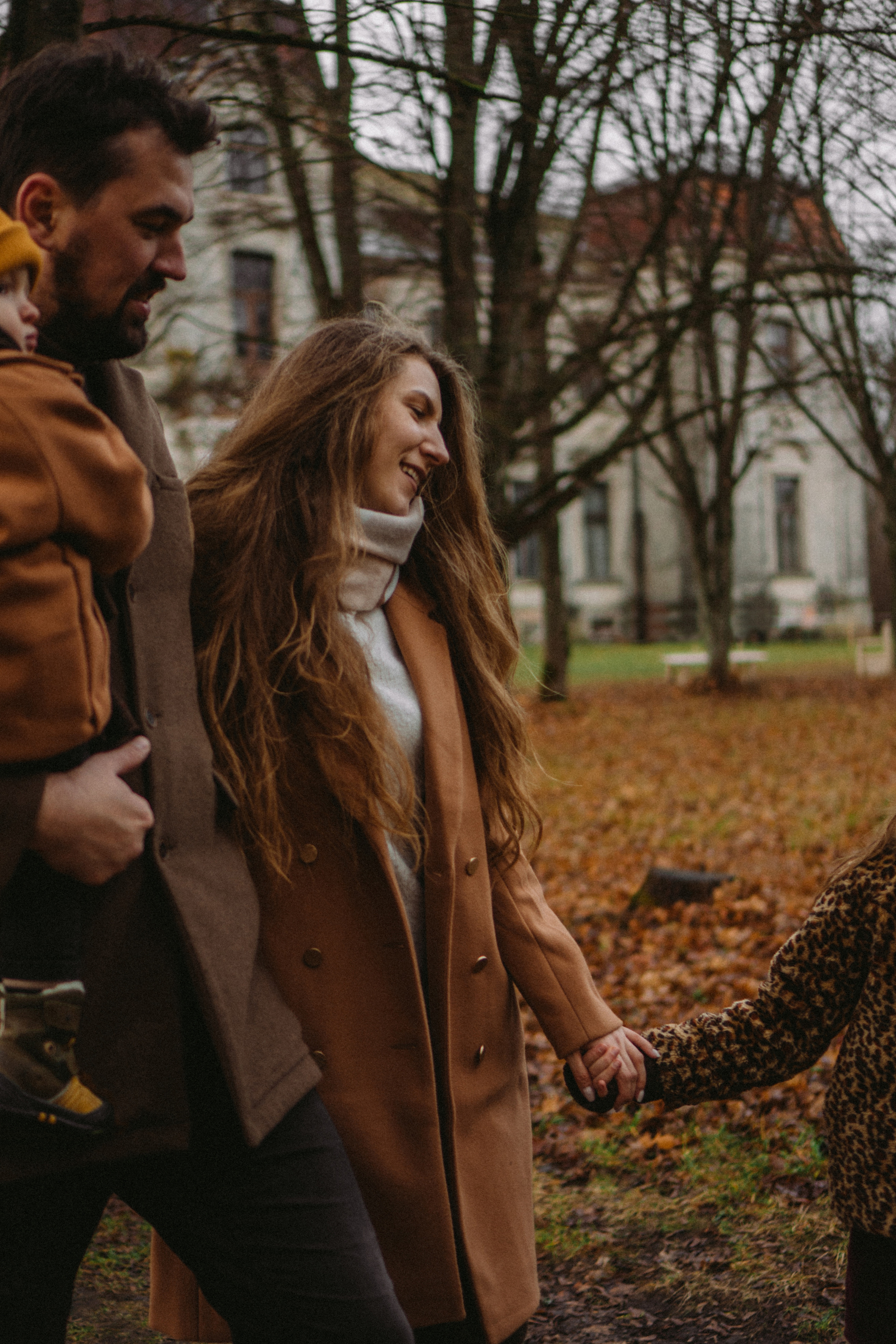 Cold outside Warm inside. Family photographer in Warsaw Sasha Zenzina