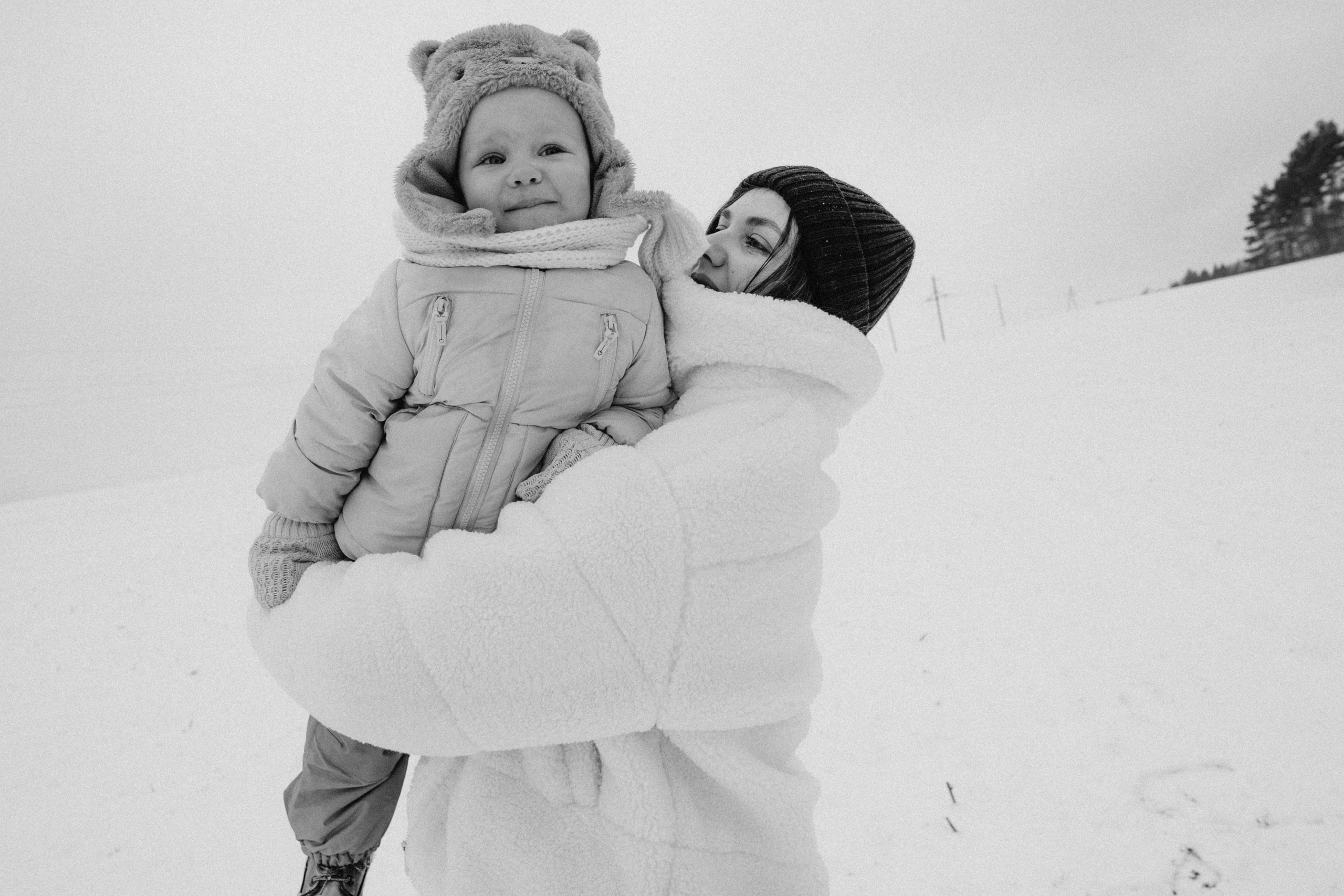 Winter happines. Family photographer in Warsaw Sasha Zenzina