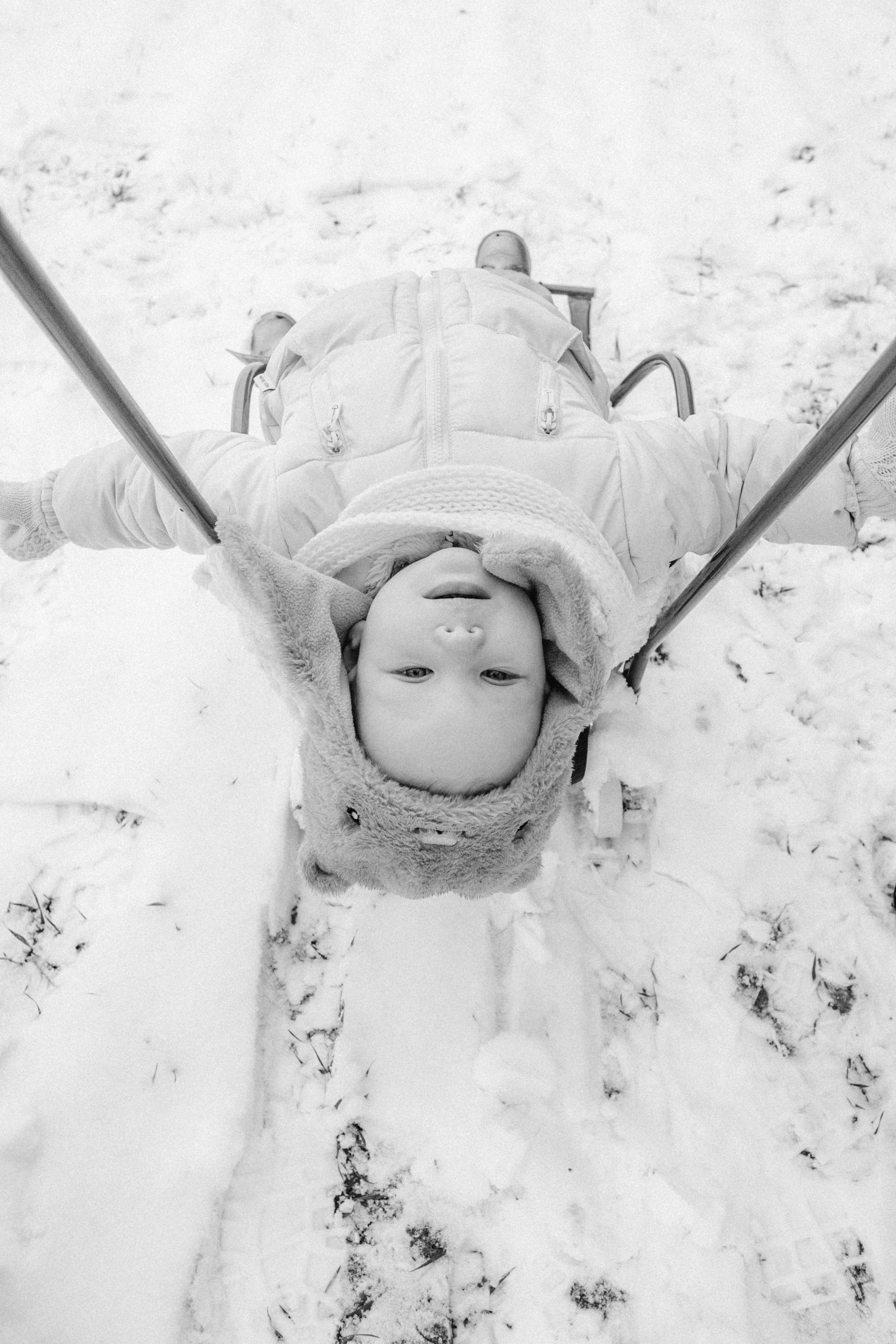 Winter happines. Family photographer in Warsaw Sasha Zenzina