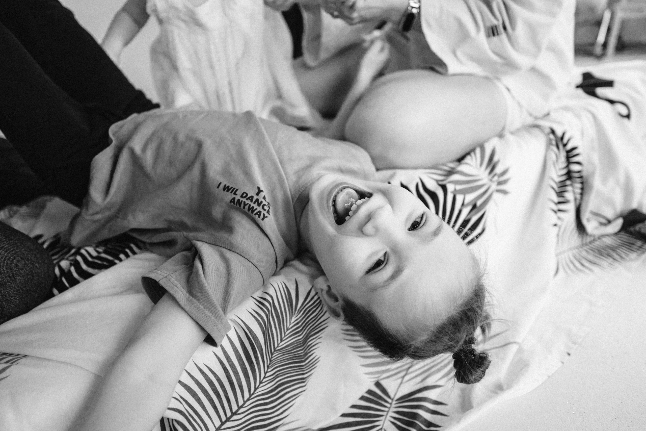 By Your Side. Family photographer in Warsaw Sasha Zenzina