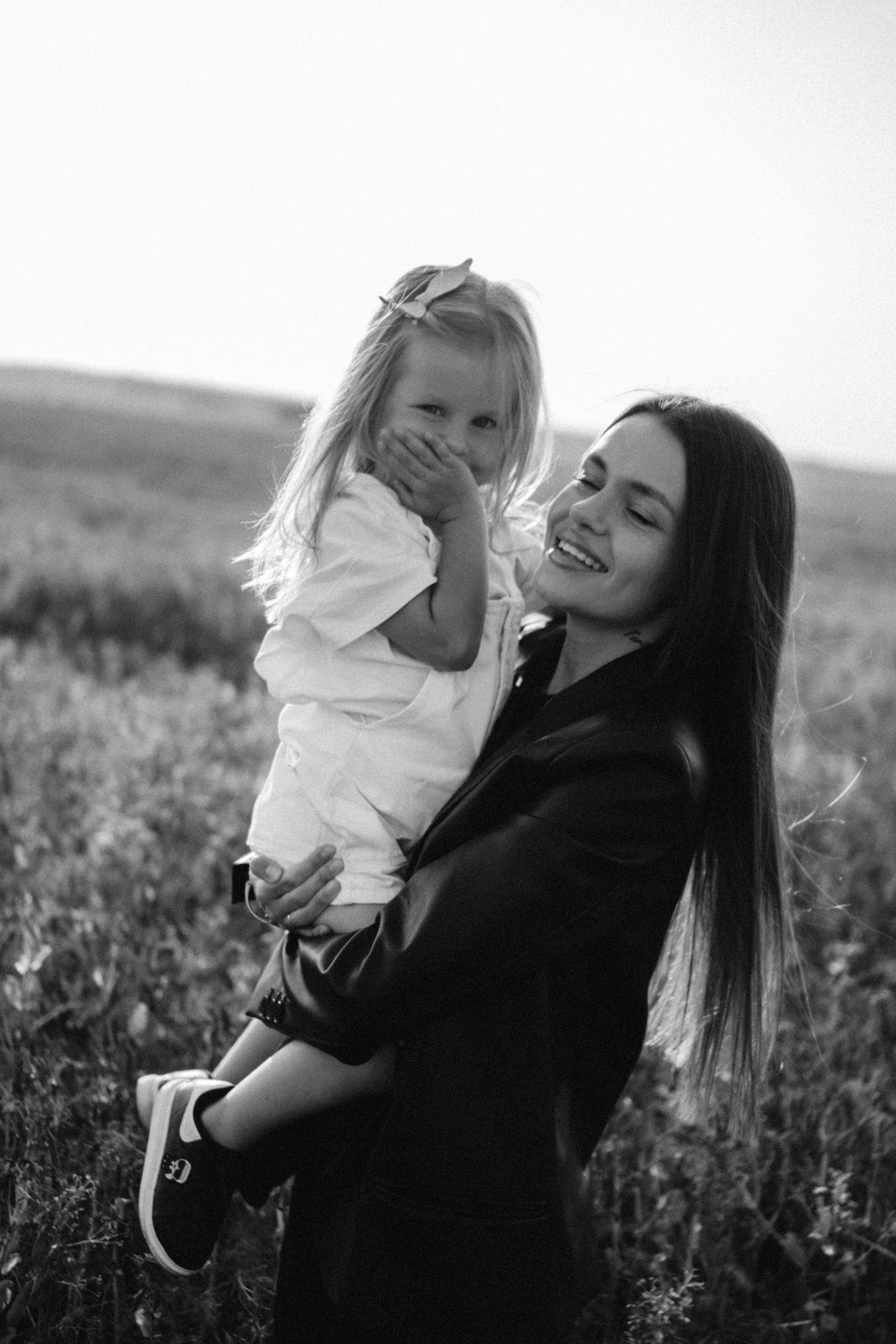 Our fairy tale. Family photographer in Warsaw Sasha Zenzina