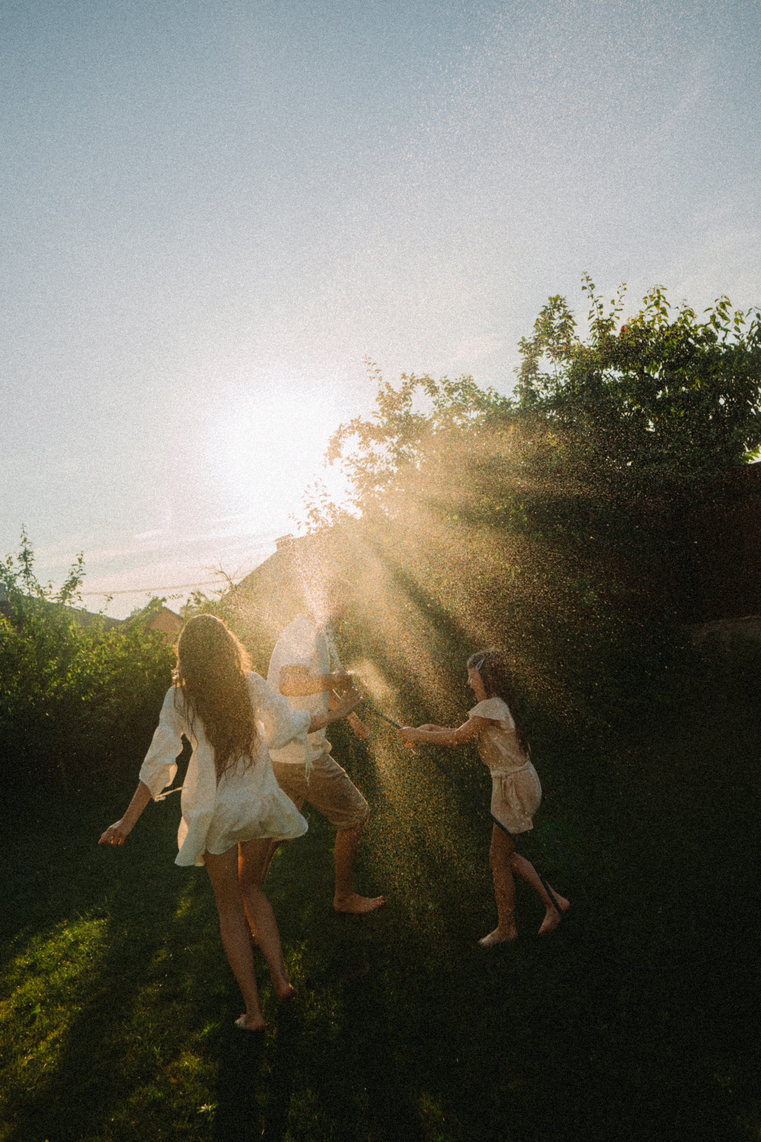 Home sweet home. Family photographer in Warsaw Sasha Zenzina