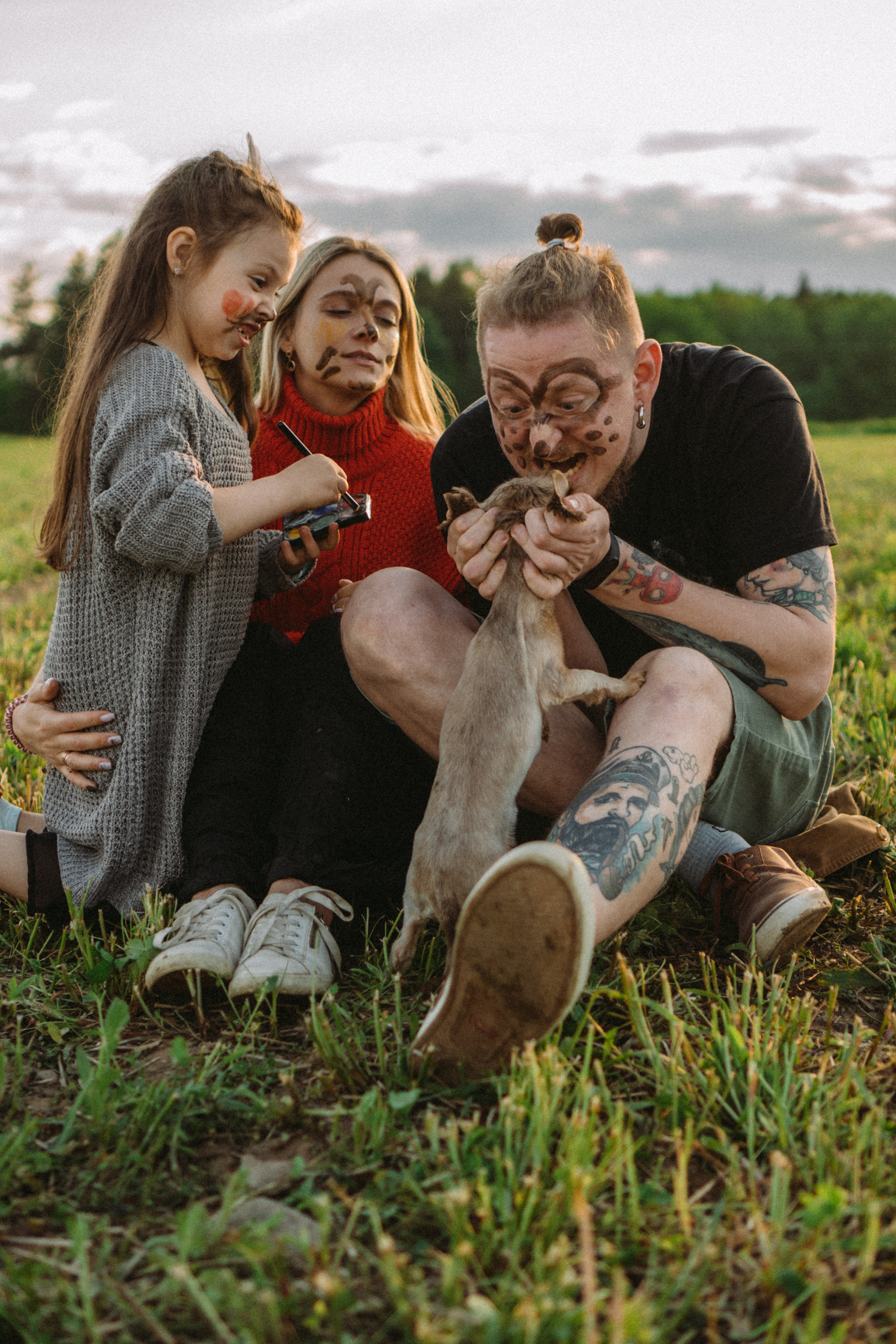 Sun, love and we. Family photographer in Warsaw Sasha Zenzina