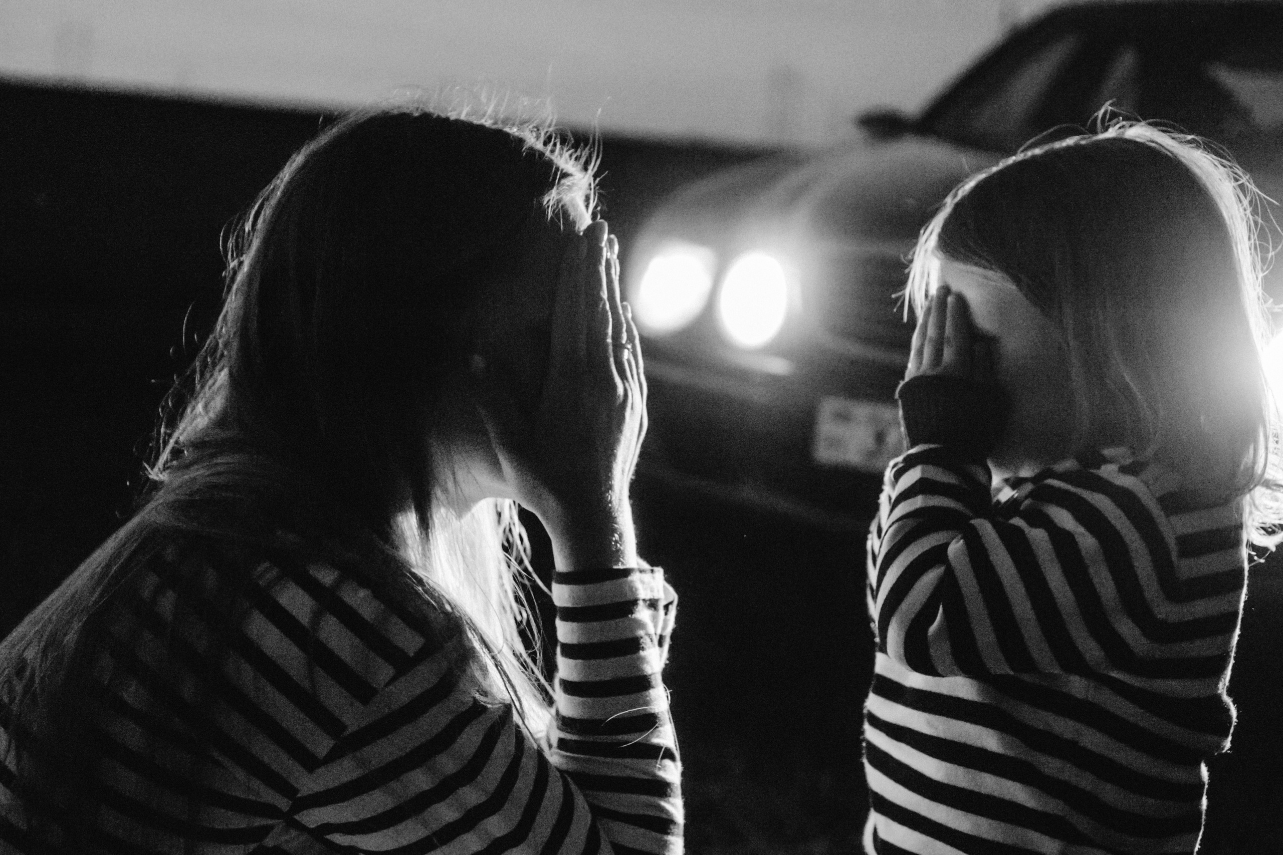 Love whisper. Family photographer in Warsaw Sasha Zenzina