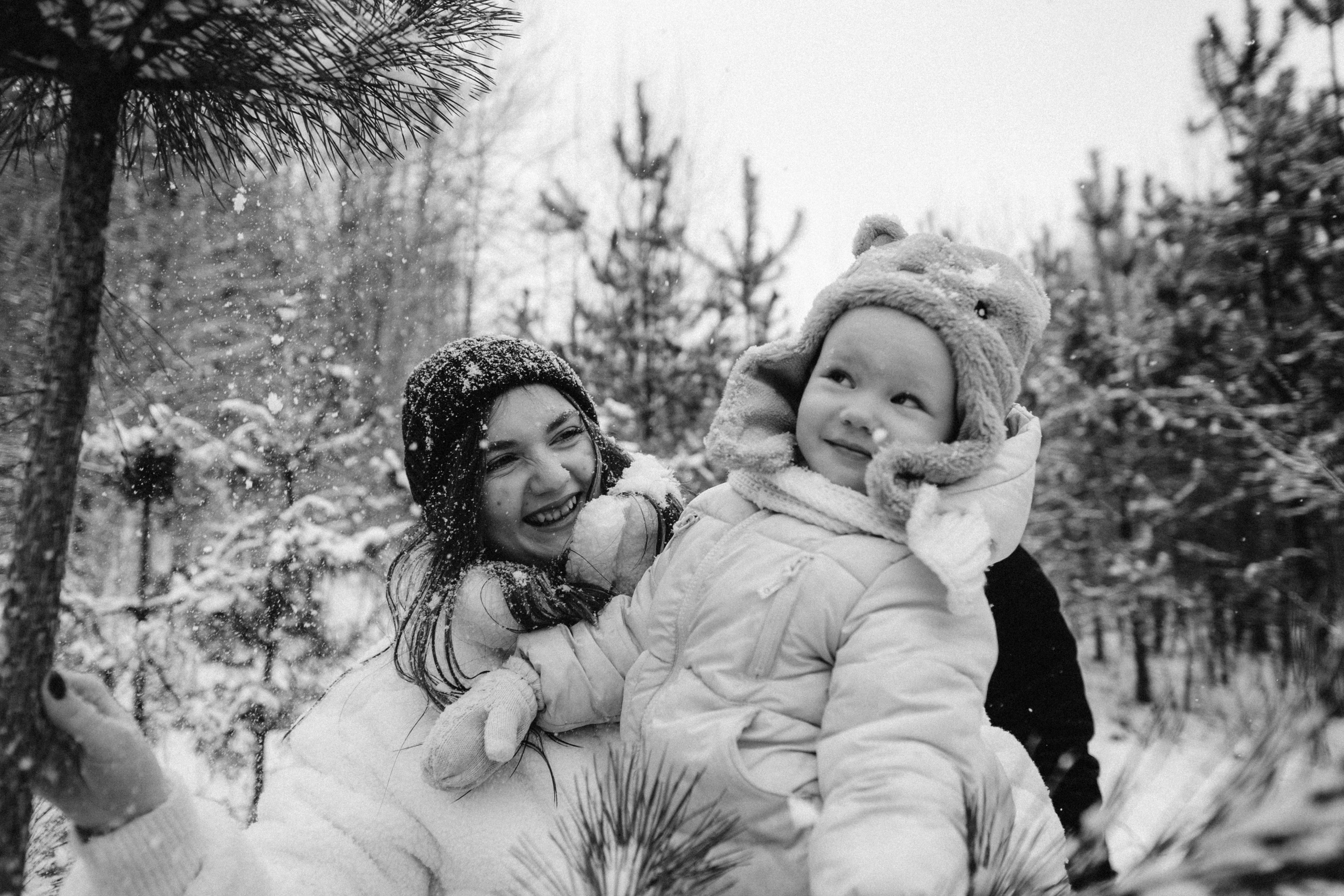Winter happines. Family photographer in Warsaw Sasha Zenzina