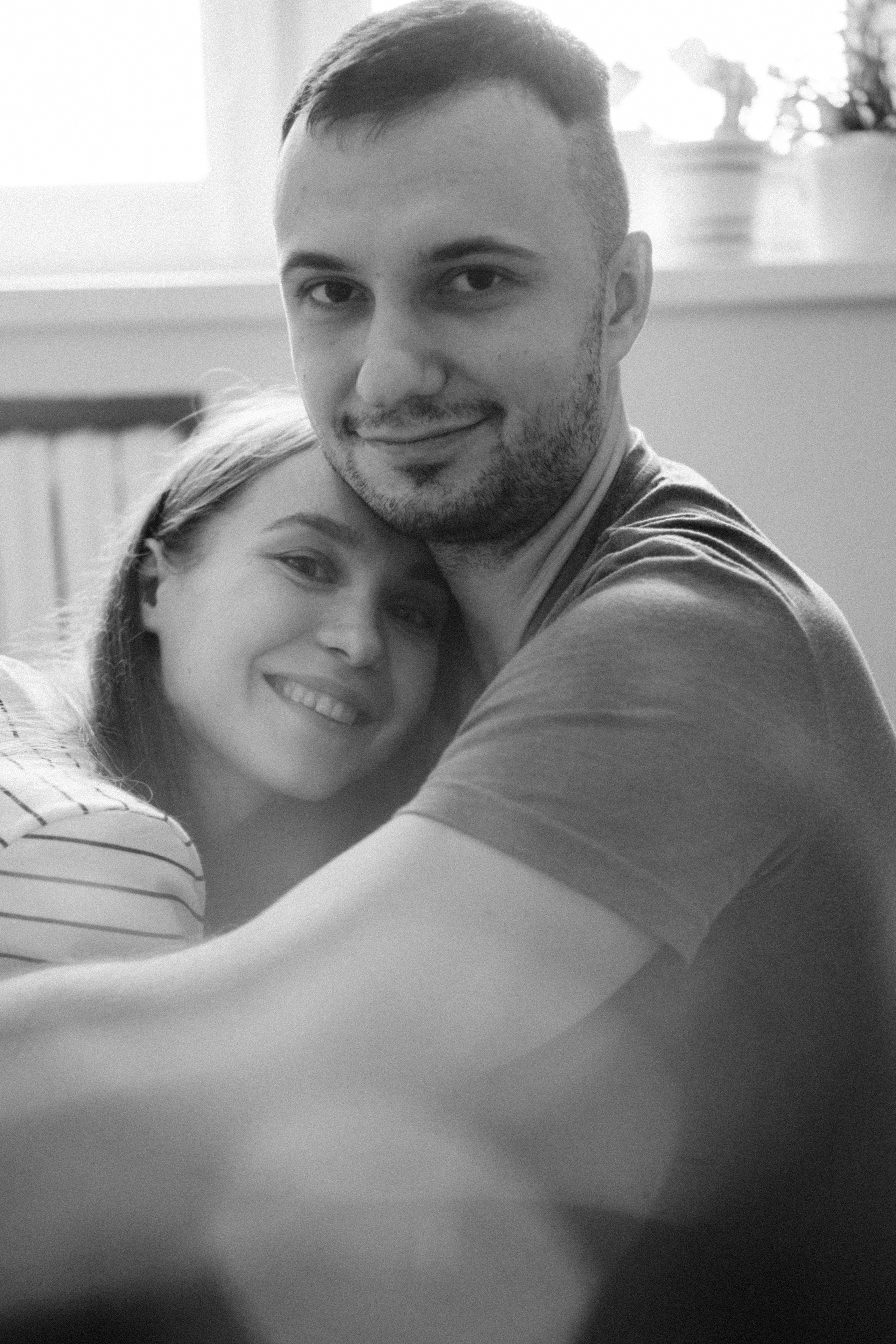 Let's stay home. Family photographer in Warsaw Sasha Zenzina