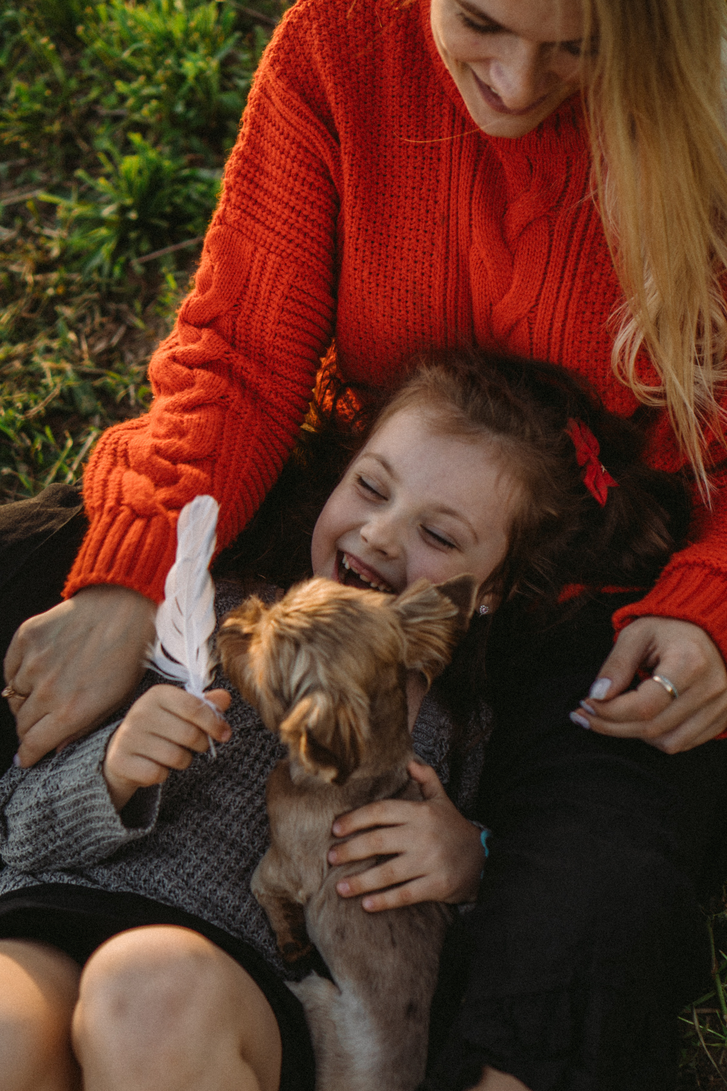Sun, love and we. Family photographer in Warsaw Sasha Zenzina