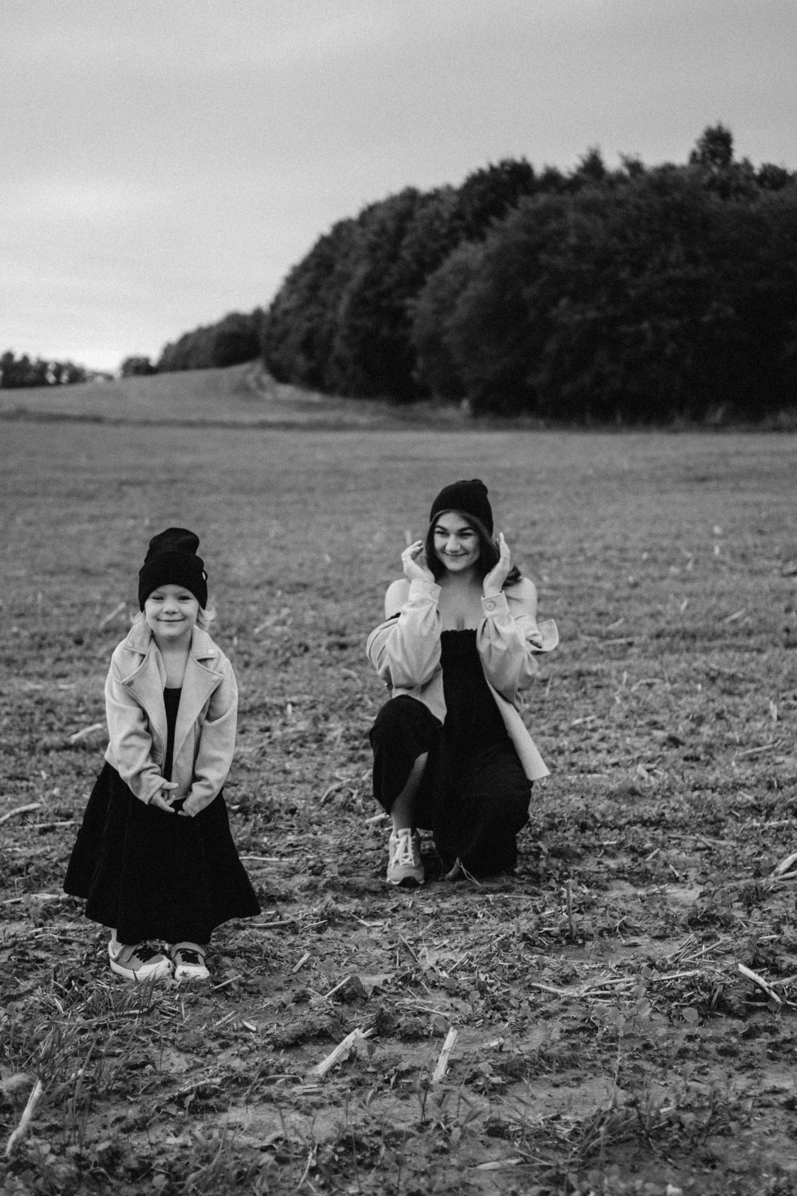 Wanna be with you everywhere. Family photographer in Warsaw Sasha Zenzina