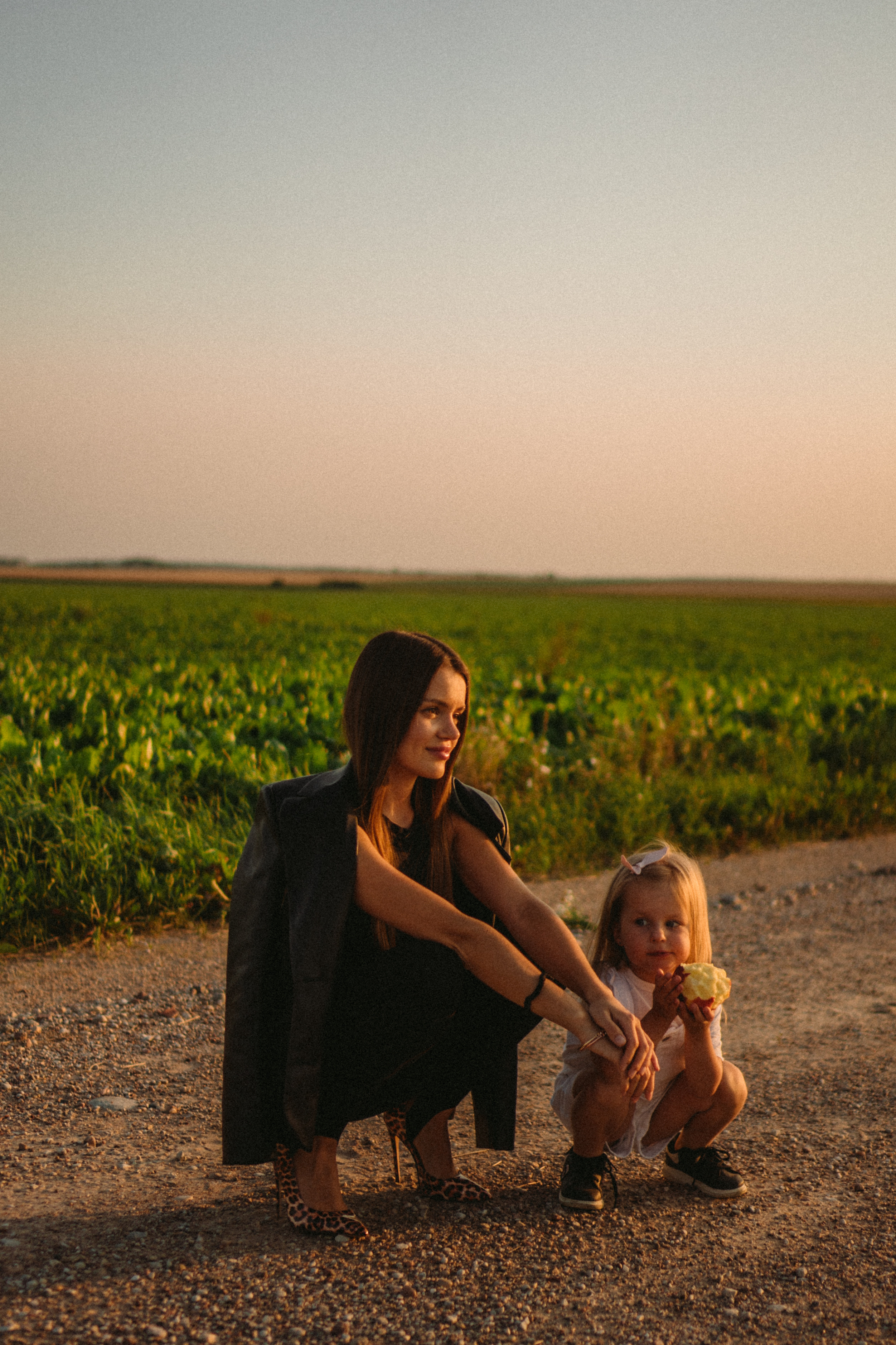 Our fairy tale. Family photographer in Warsaw Sasha Zenzina