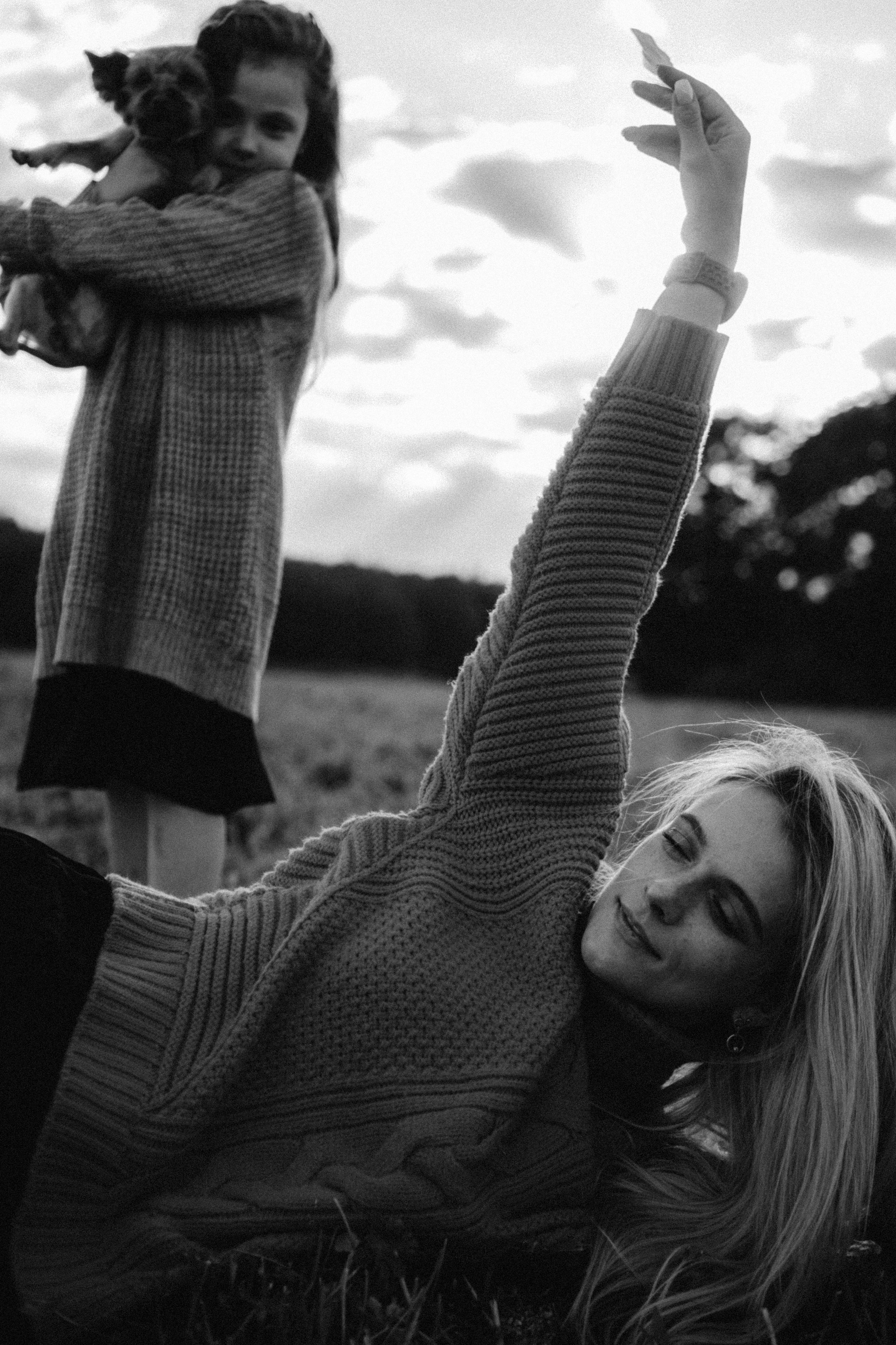 Sun, love and we. Family photographer in Warsaw Sasha Zenzina