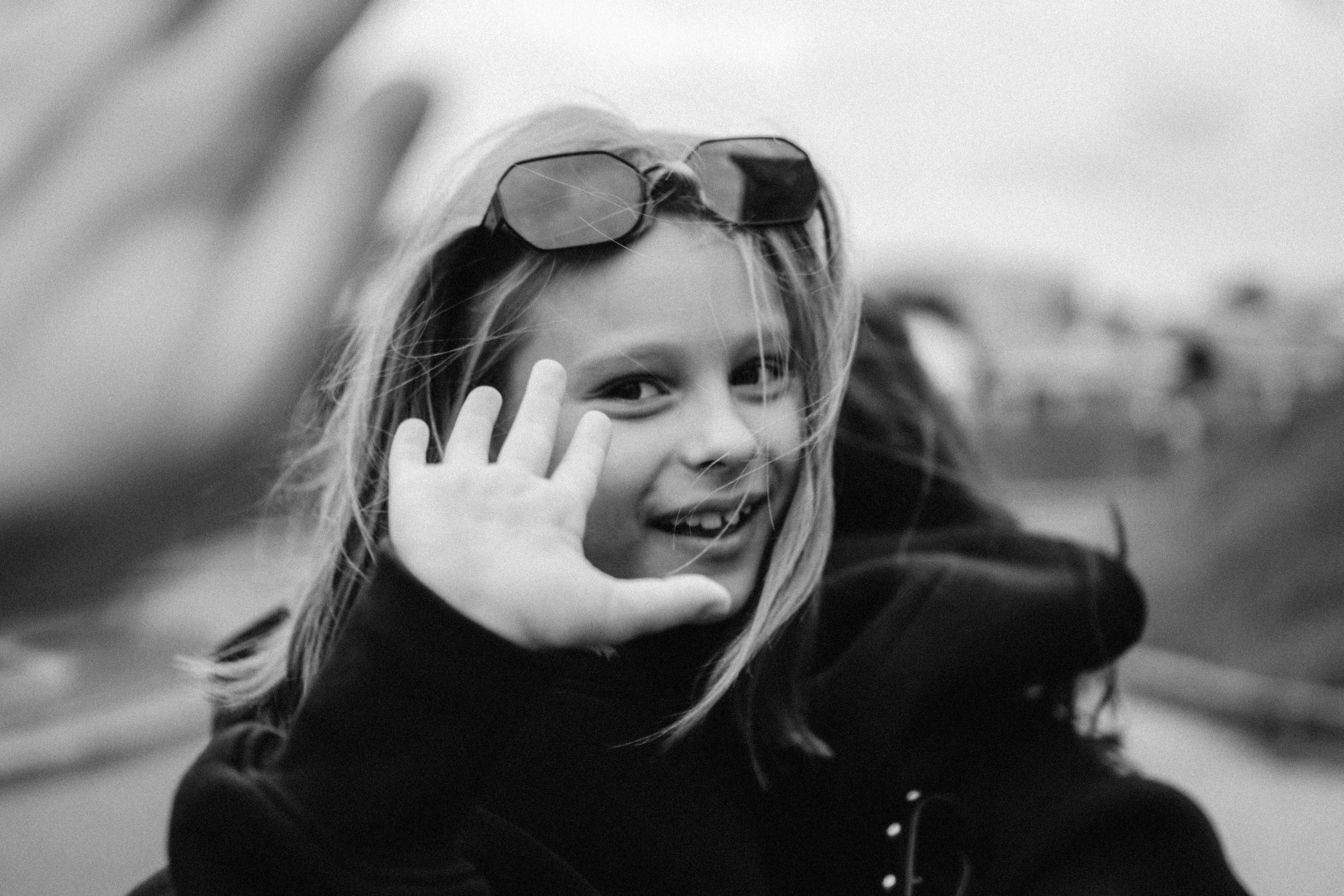 Free like the wind. Family photographer in Warsaw Sasha Zenzina