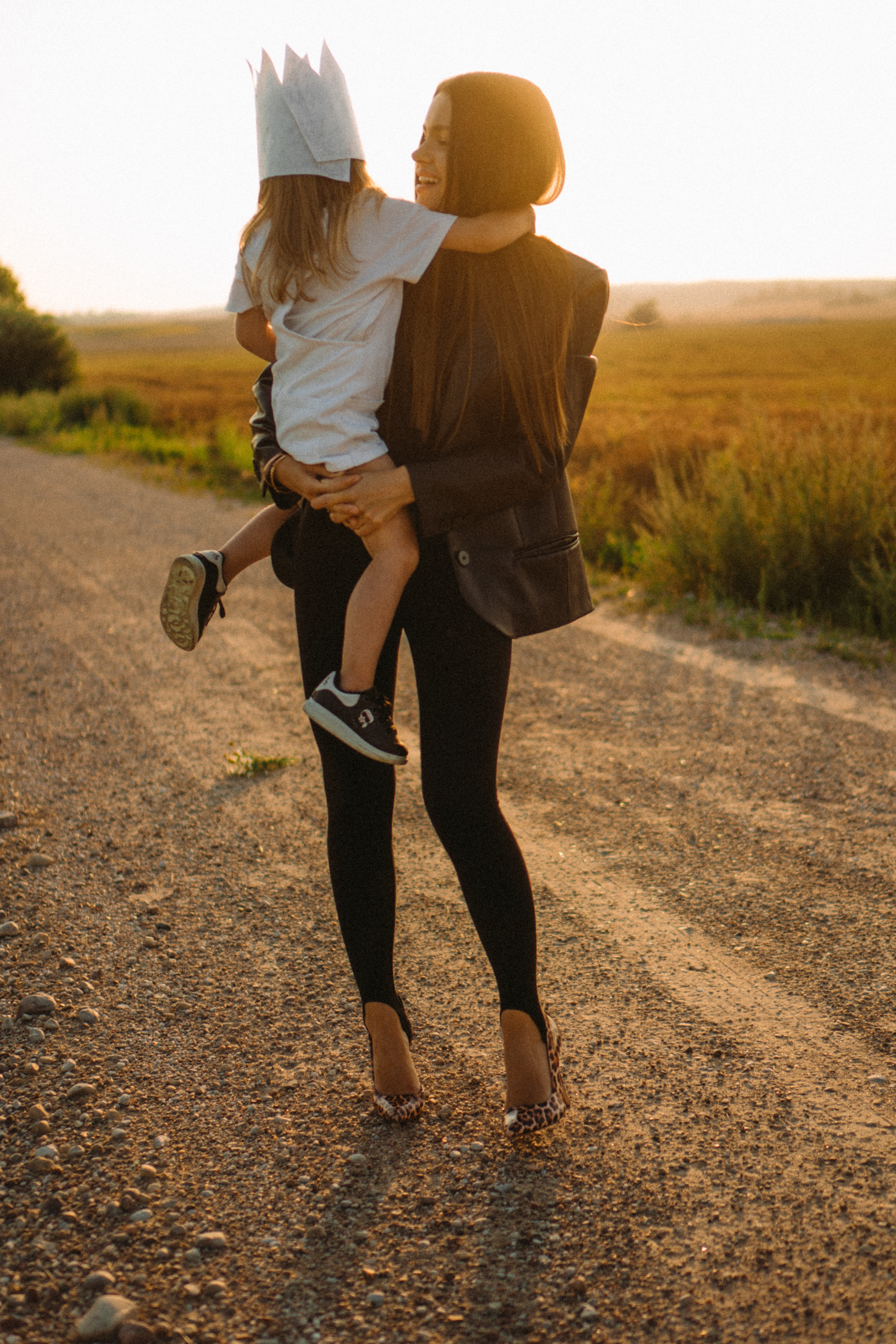 Our fairy tale. Family photographer in Warsaw Sasha Zenzina