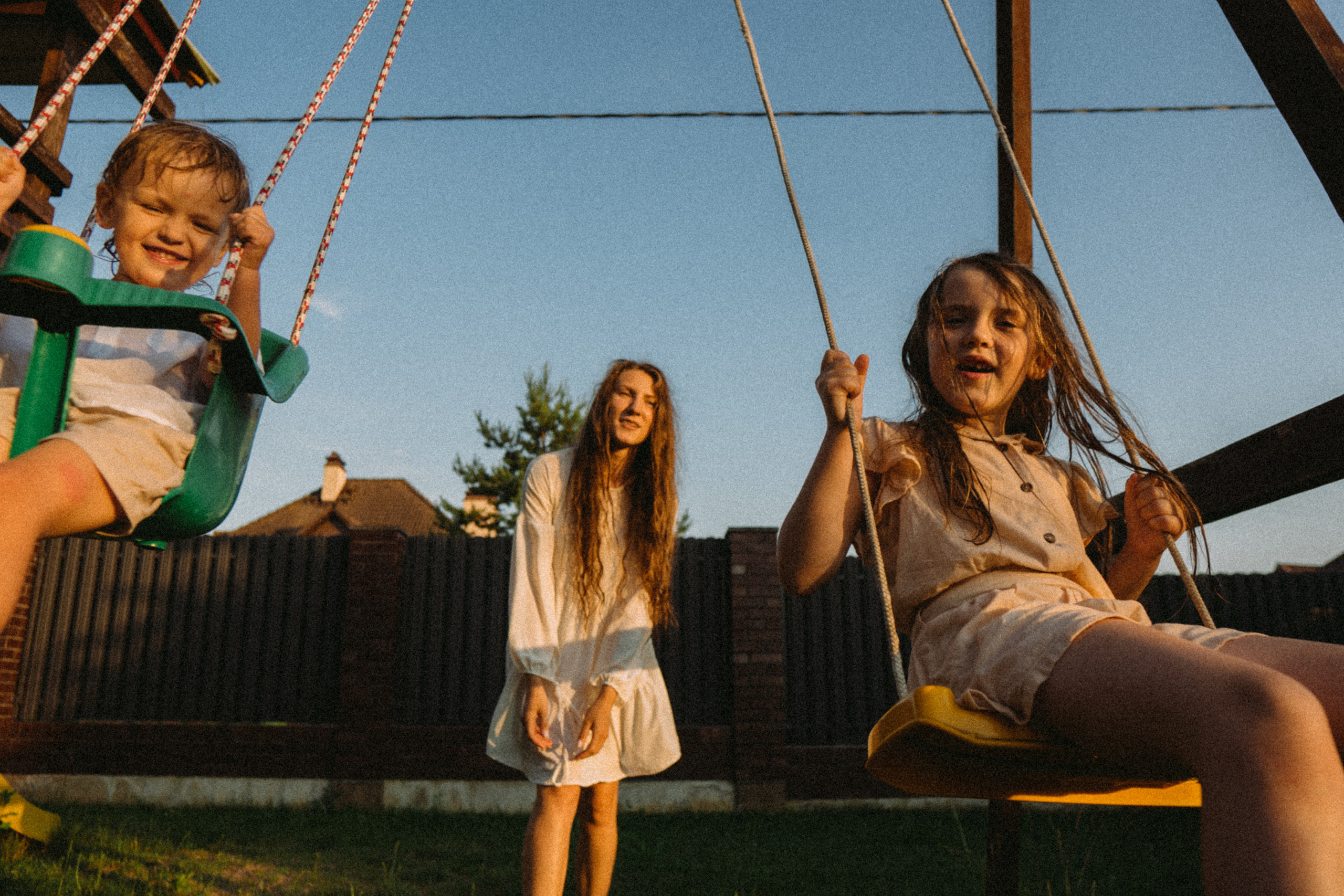 Home sweet home. Family photographer in Warsaw Sasha Zenzina