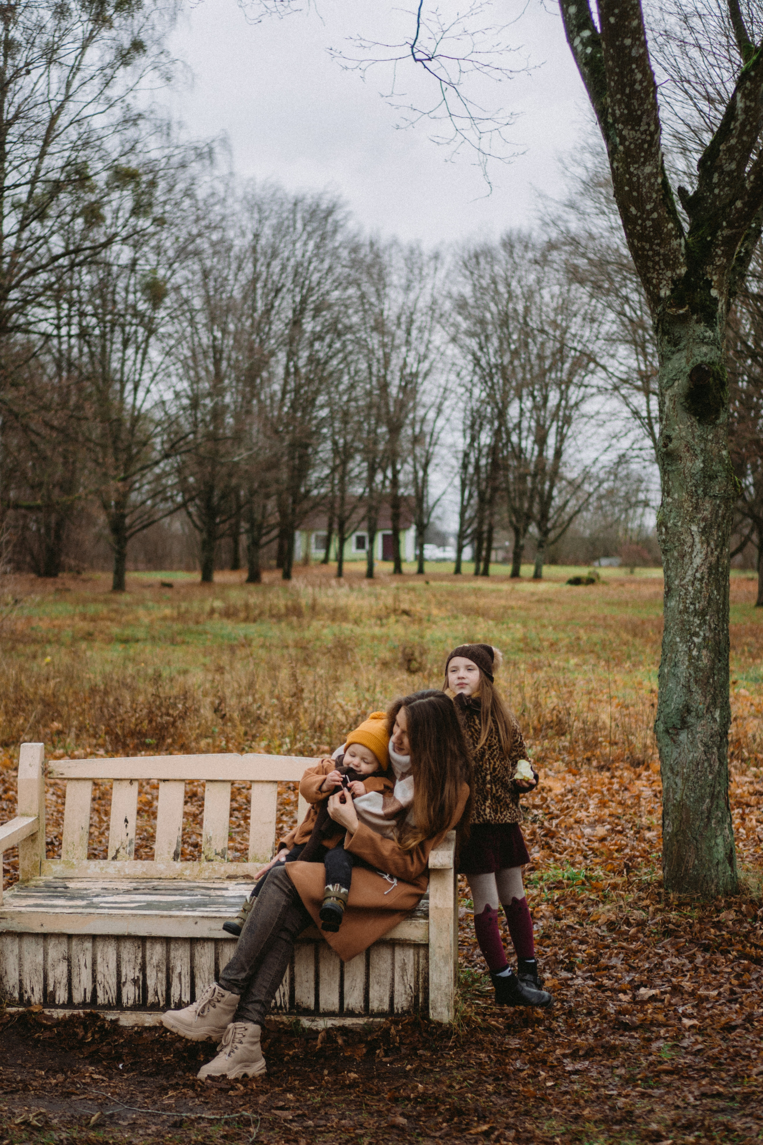 Cold outside Warm inside. Family photographer in Warsaw Sasha Zenzina