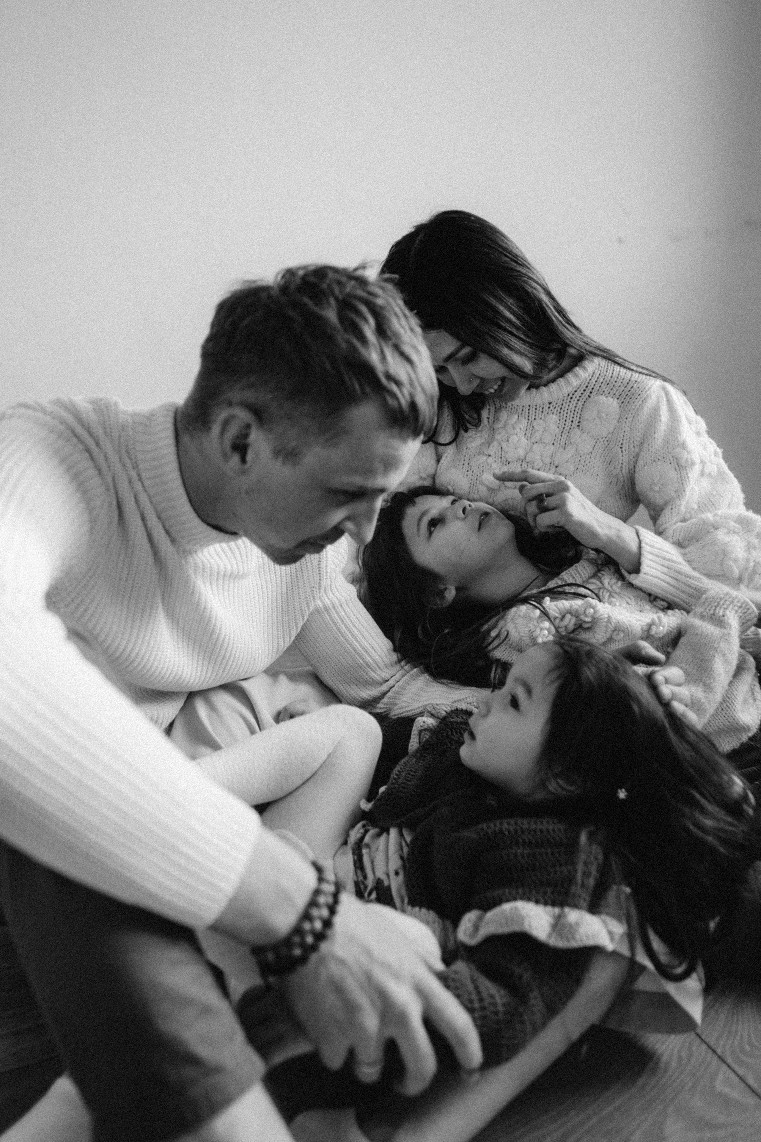 But the greatest of these is love. Family photographer in Warsaw Sasha Zenzina