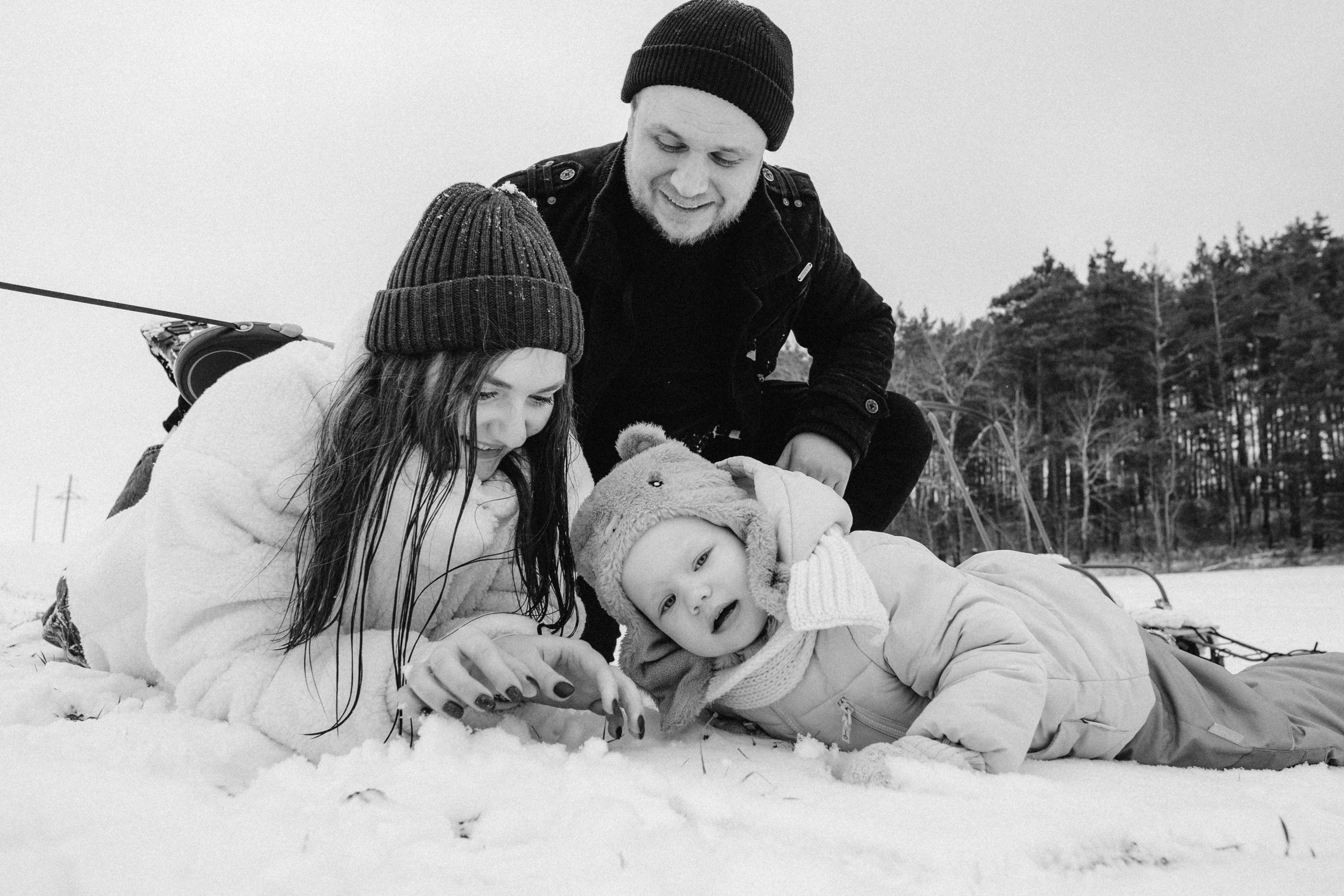 Winter happines. Family photographer in Warsaw Sasha Zenzina