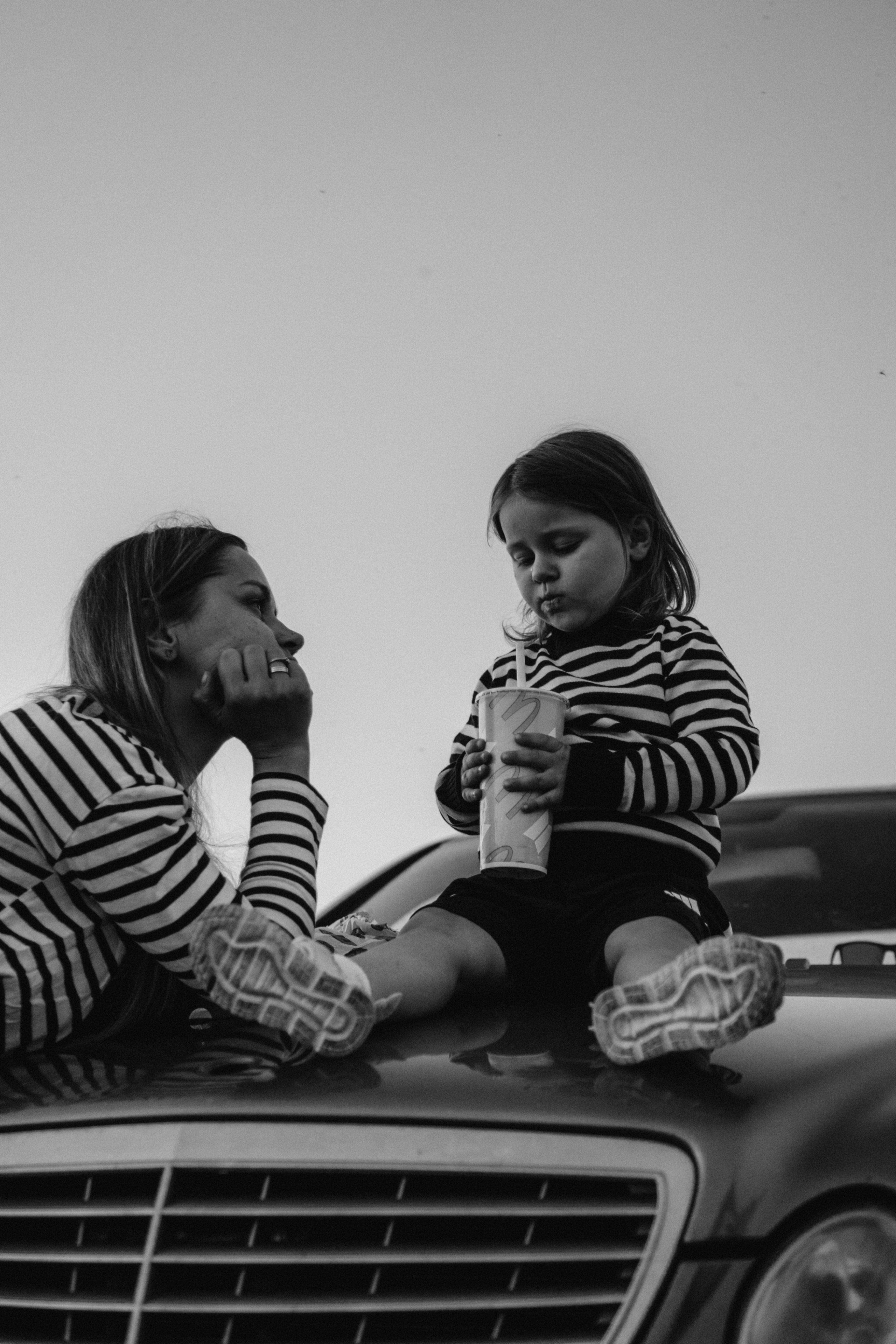 Love whisper. Family photographer in Warsaw Sasha Zenzina