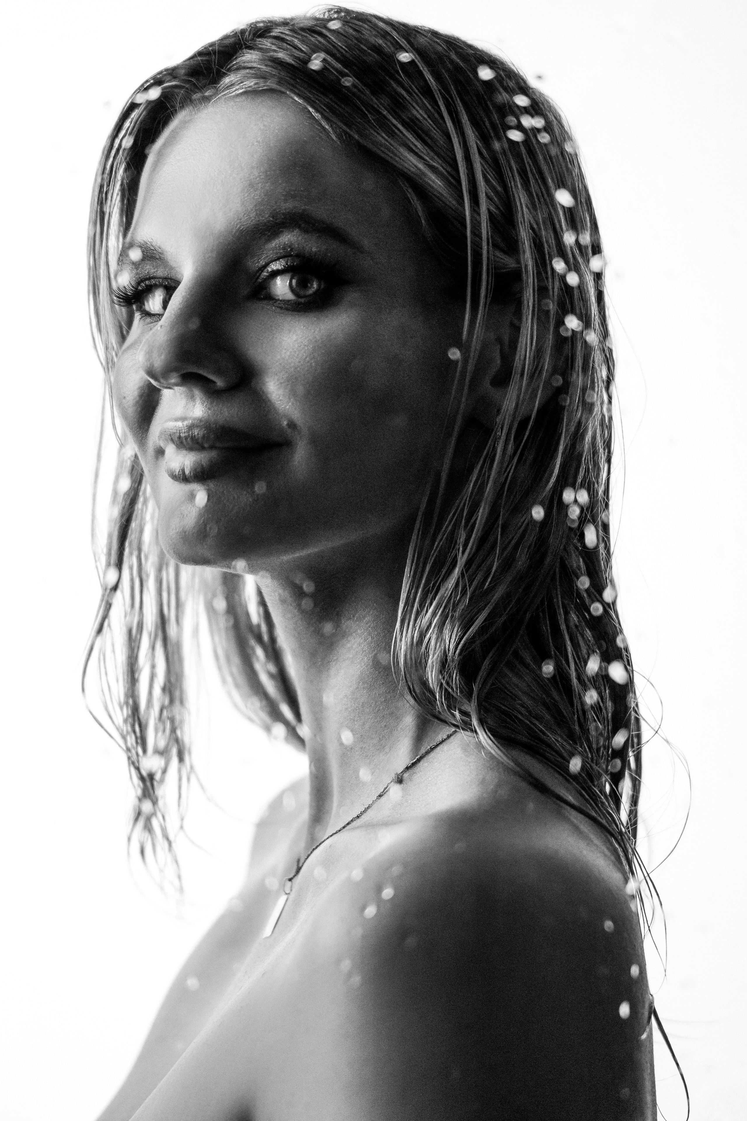 Kristi 19.10.2025. Portrait and Family photographer Anton Hansen in Tallinn, Estonia