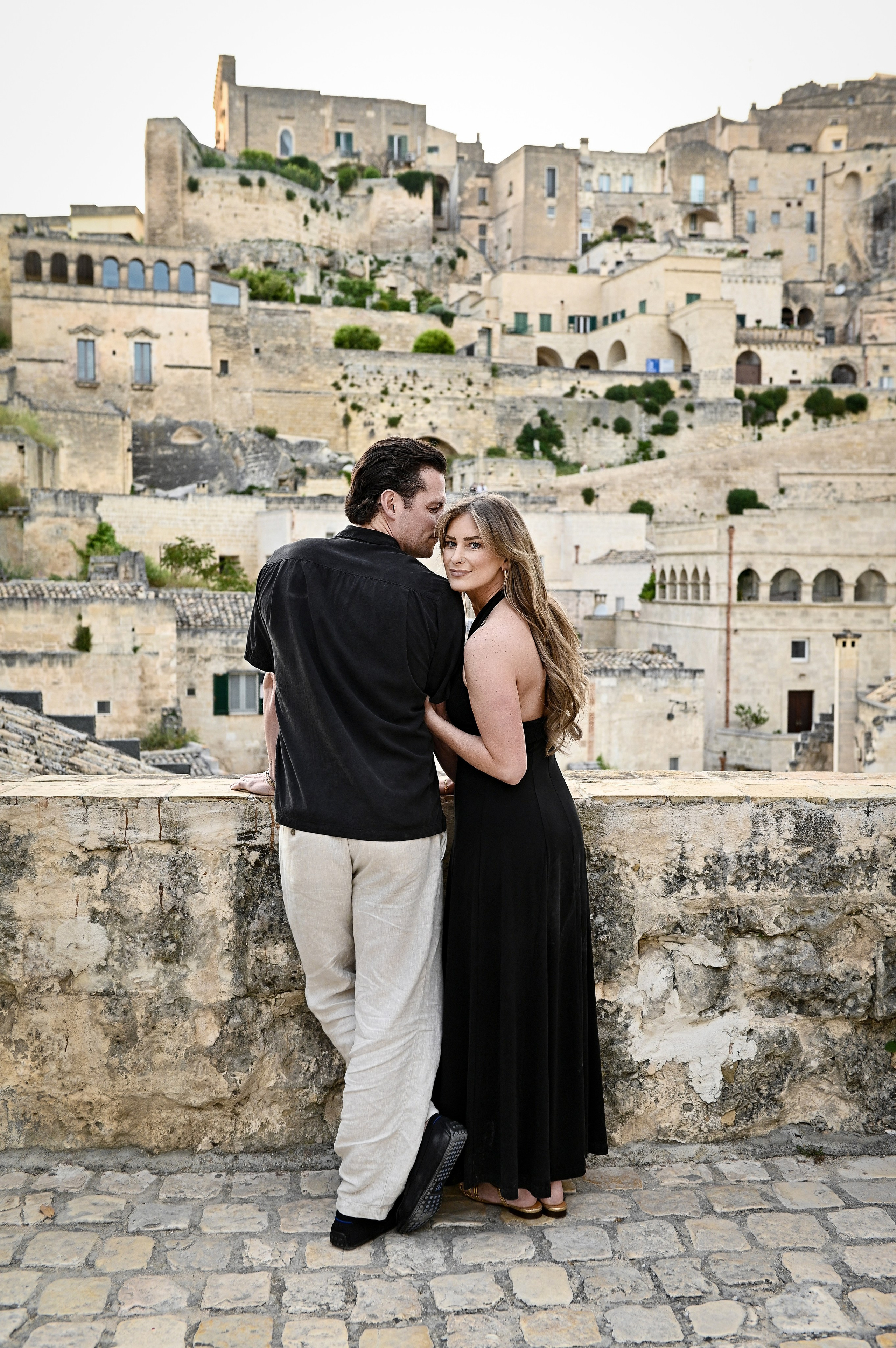 Romantic Elopement in Matera. Fotografa in Puglia e Roma — Servizi fotografici romantici in Italia