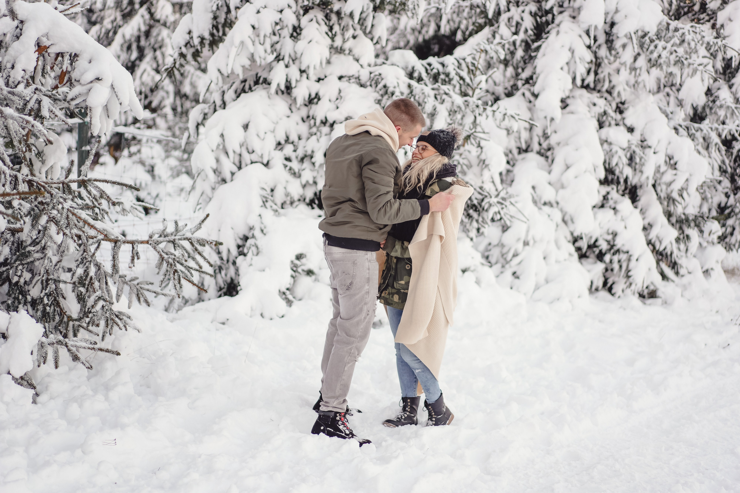 Winter Lovestory. Portraitfotografie in Gründau Elena Ohnstedt