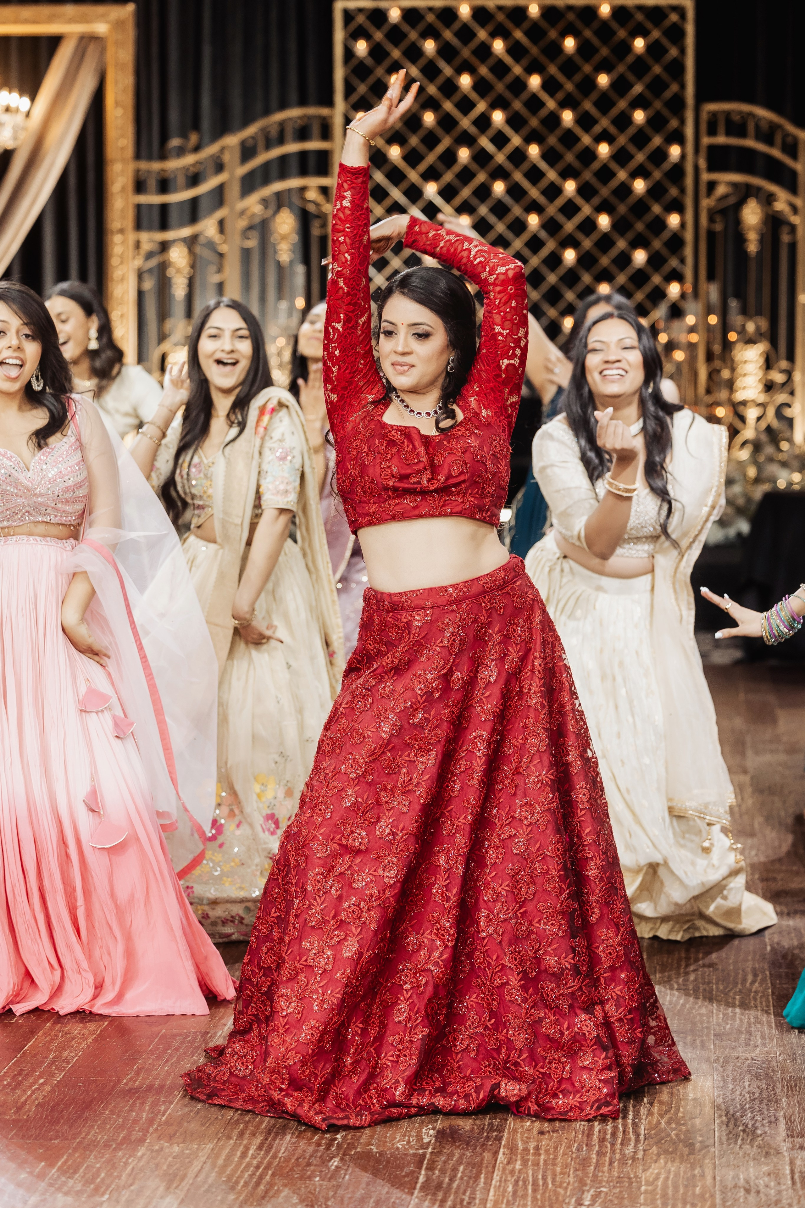 Darshil & Shailja. Wedding Photographer & Cinematographer studios