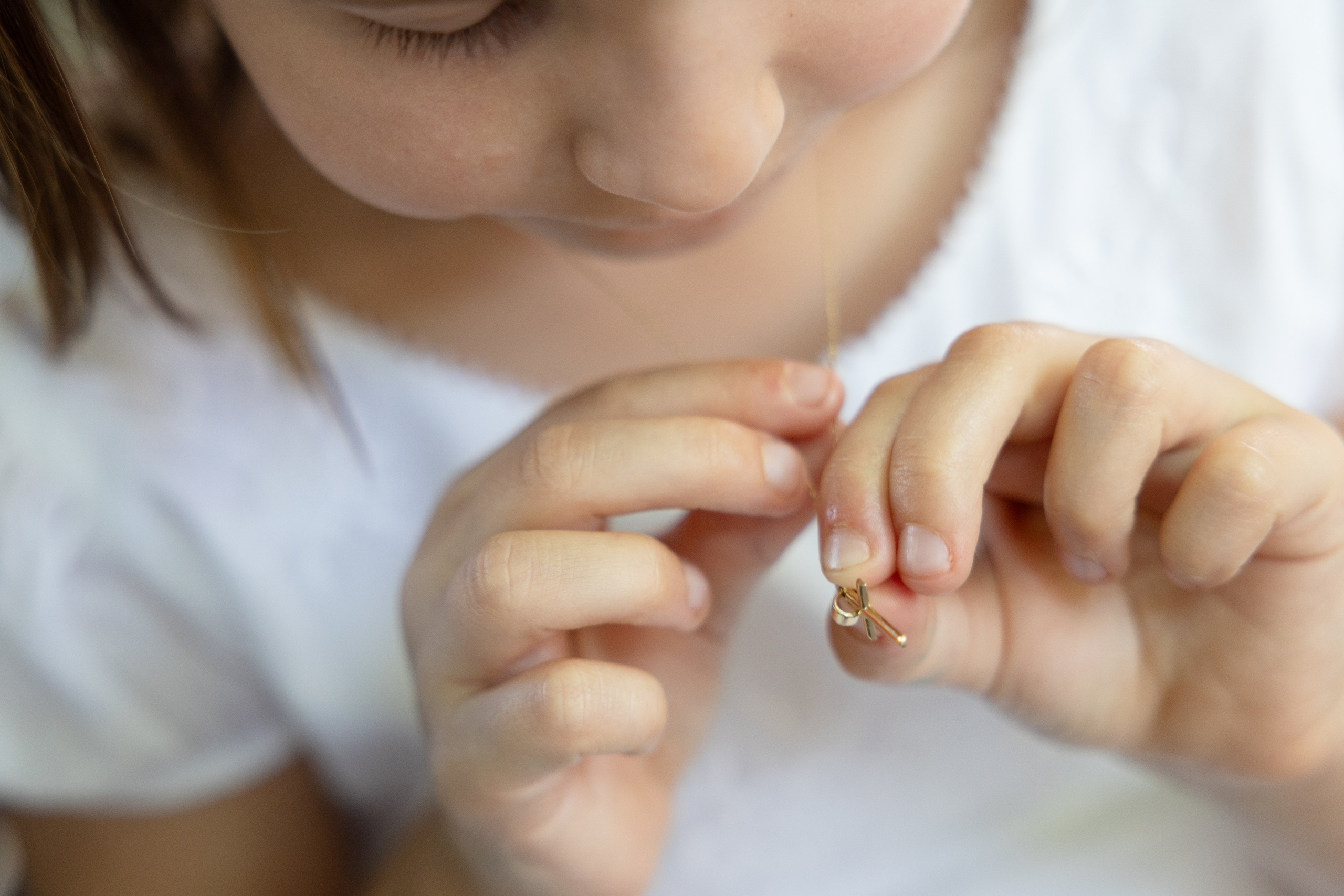 The Baptism of Diana in the Church of Saint-Sernin in Toulouse. Eugénie Smirnova — Photographe à Toulouse et dans le Sud-Ouest