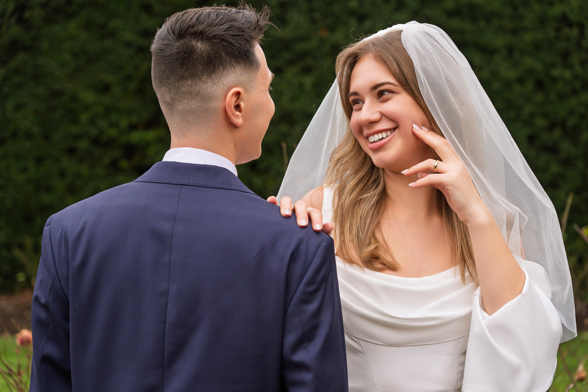 Book a wedding photographer and videographer in London. Wedding photographer in United Kingdom