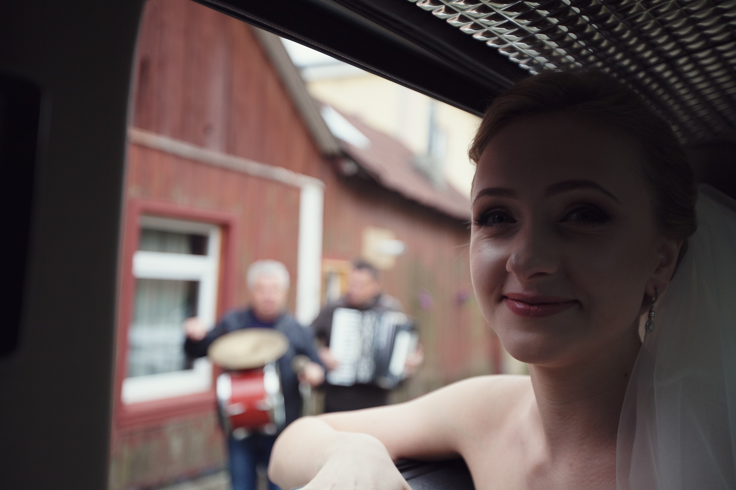 Robert & Andriana, Lviv. Denny Savon — Photographer in Santorini | Weddings, Love Stories & Flying Dress