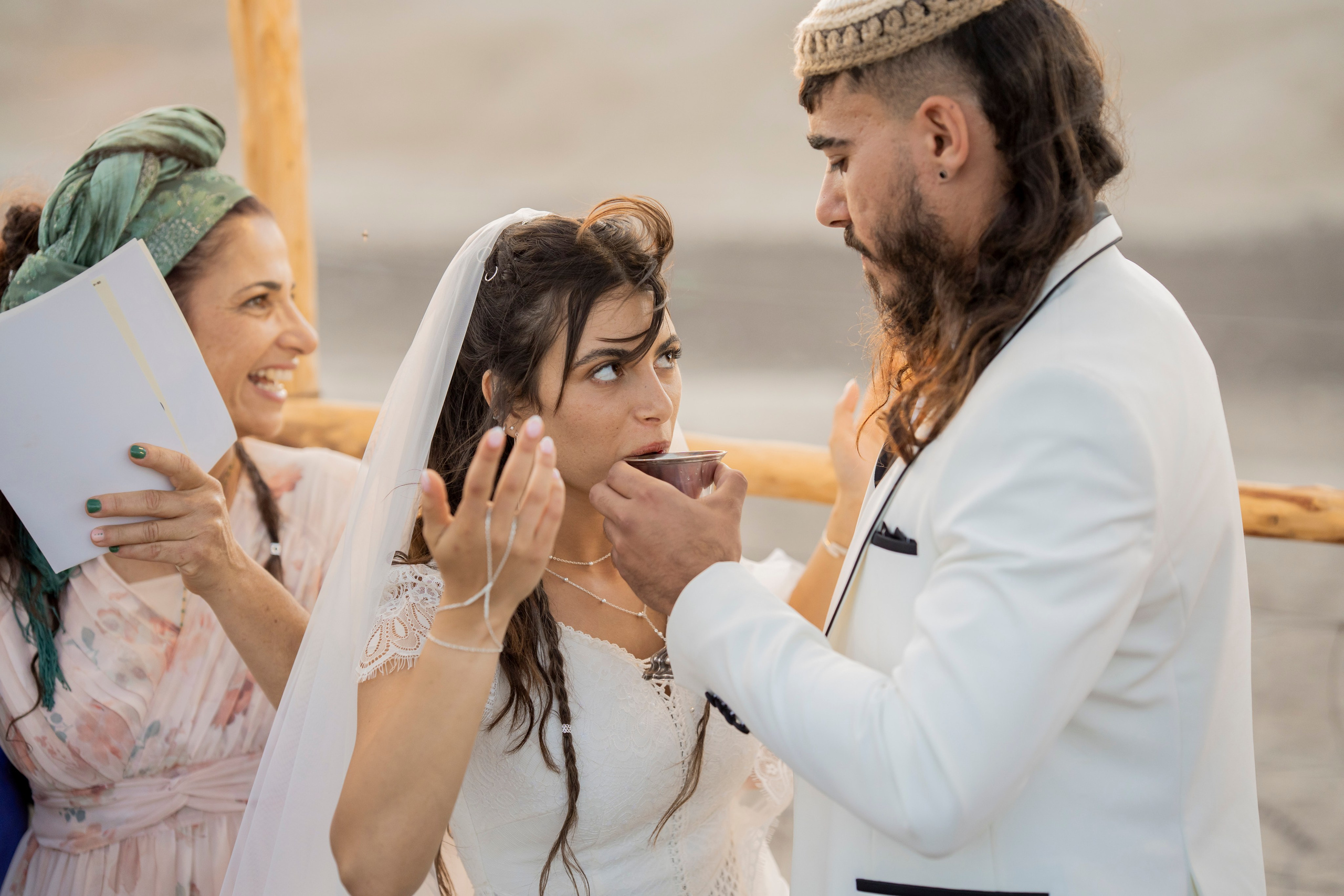 אביה ואחיה. יוסף מזרחי צילום חתונה, ברית וזוגיות. צלם מקצועי שאוהב להוציא אתכם הכי יפים ברגעים הכי מרגשים