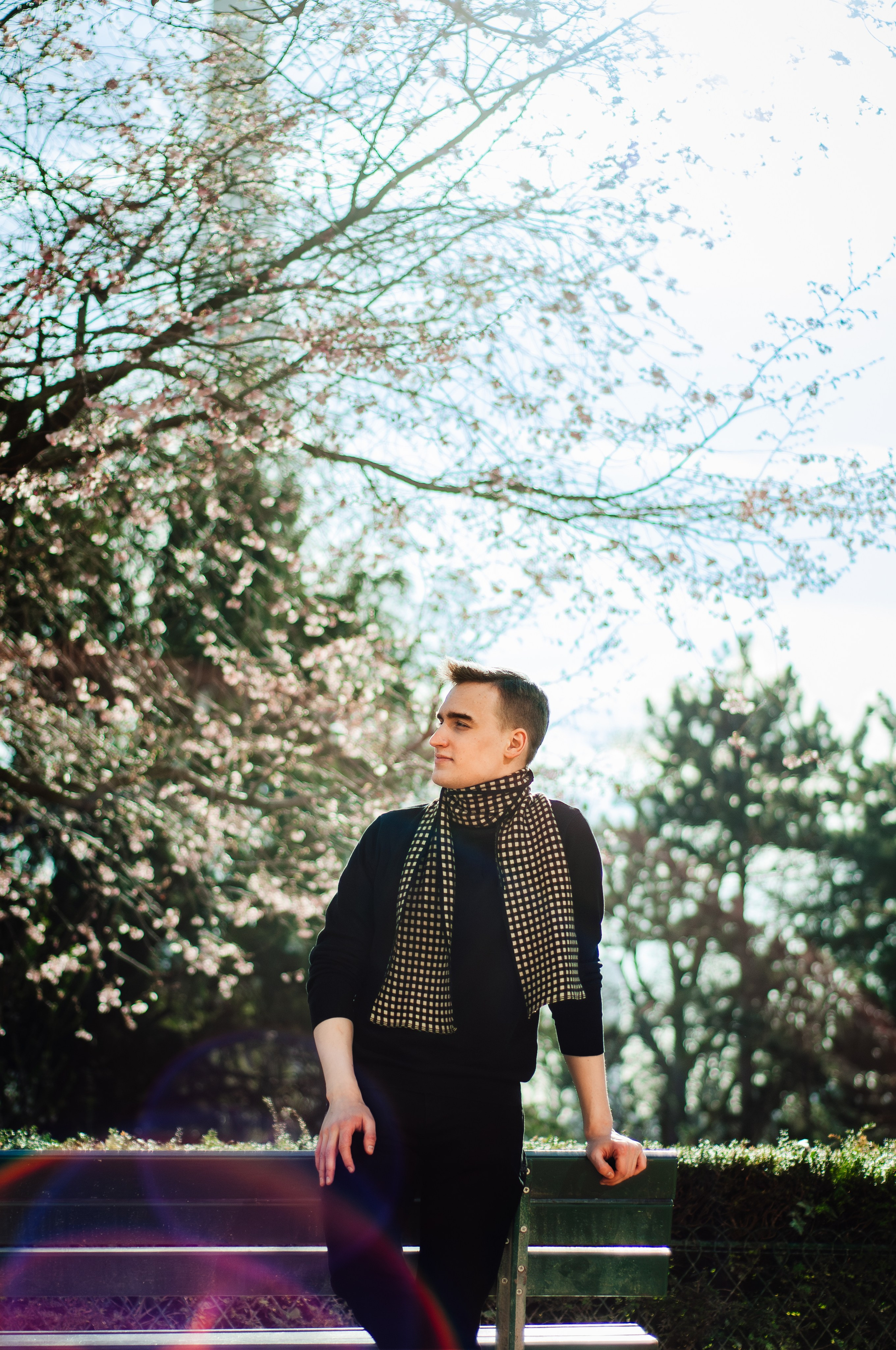 Мужская фотосессия у Эйфелевой башни. Фотограф в Париже Полина Осипова