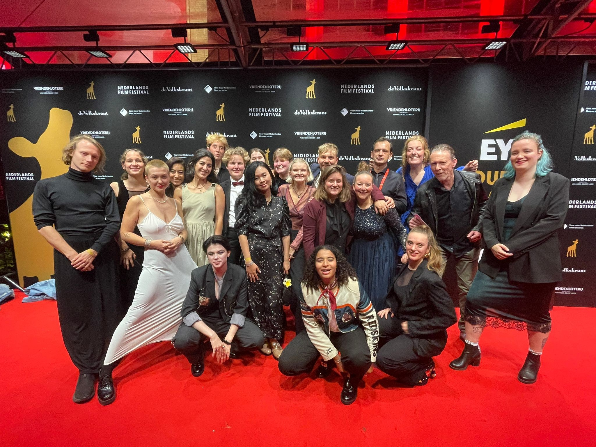 Exhibitions and publications of photographer Julie Nakzi. Éclat Photos. Exclusive portrait photography service