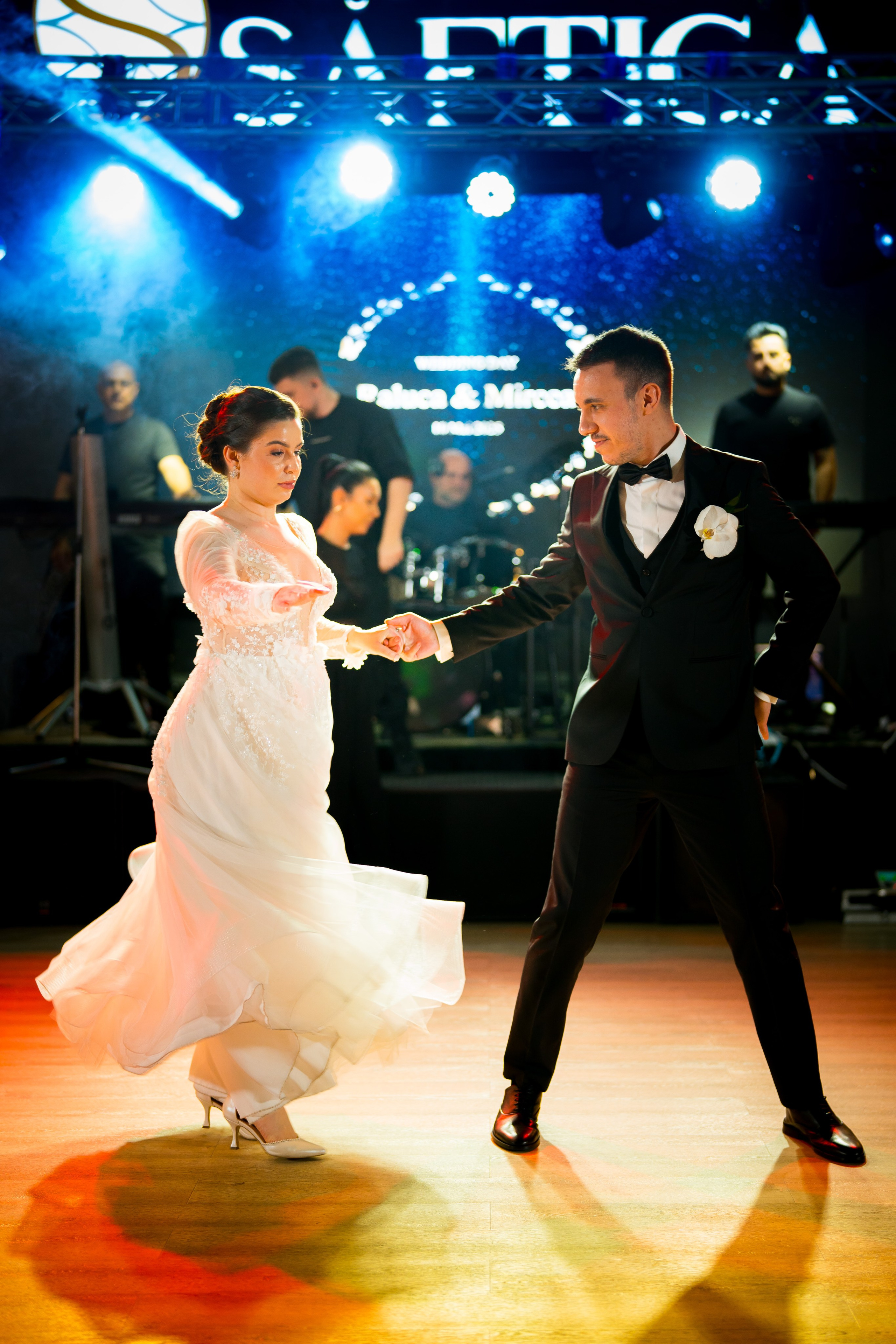 PARTY. Gabriel Florea — Fotograf nuntă București