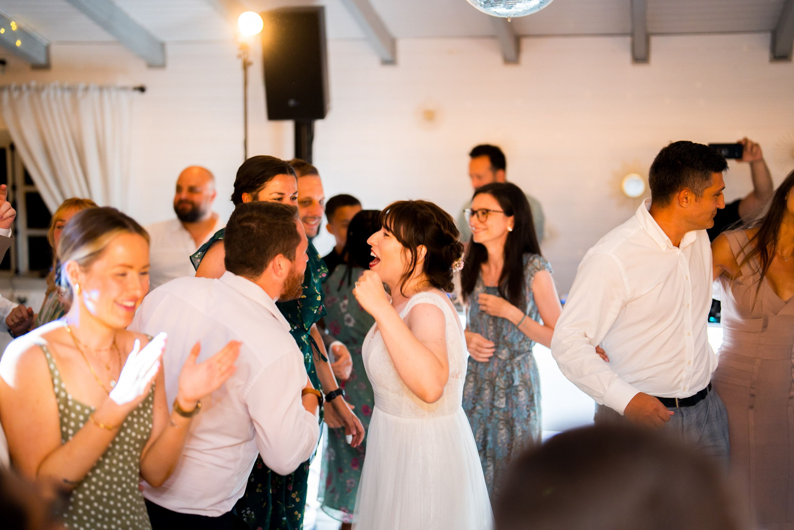 PARTY. Gabriel Florea — Fotograf nuntă București