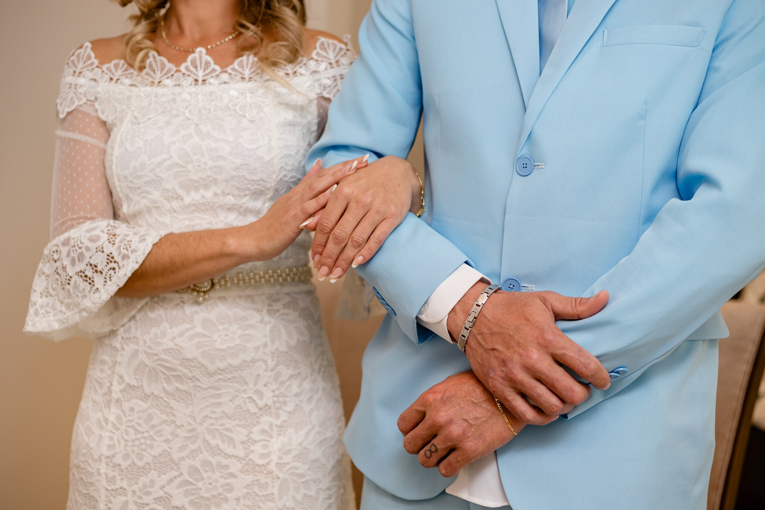 Cerimônia de casamento no civil e ensaio fotográfico de casal na praia — Verônica e Fernando