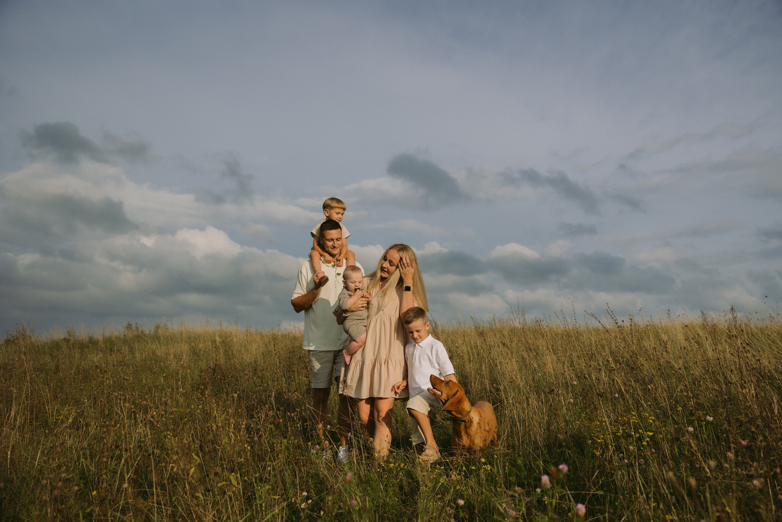 Simonos ir Mariaus šeima | PIEVA. Vestuvių ir šeimų fotografė Lena Bondarenko / belove photo