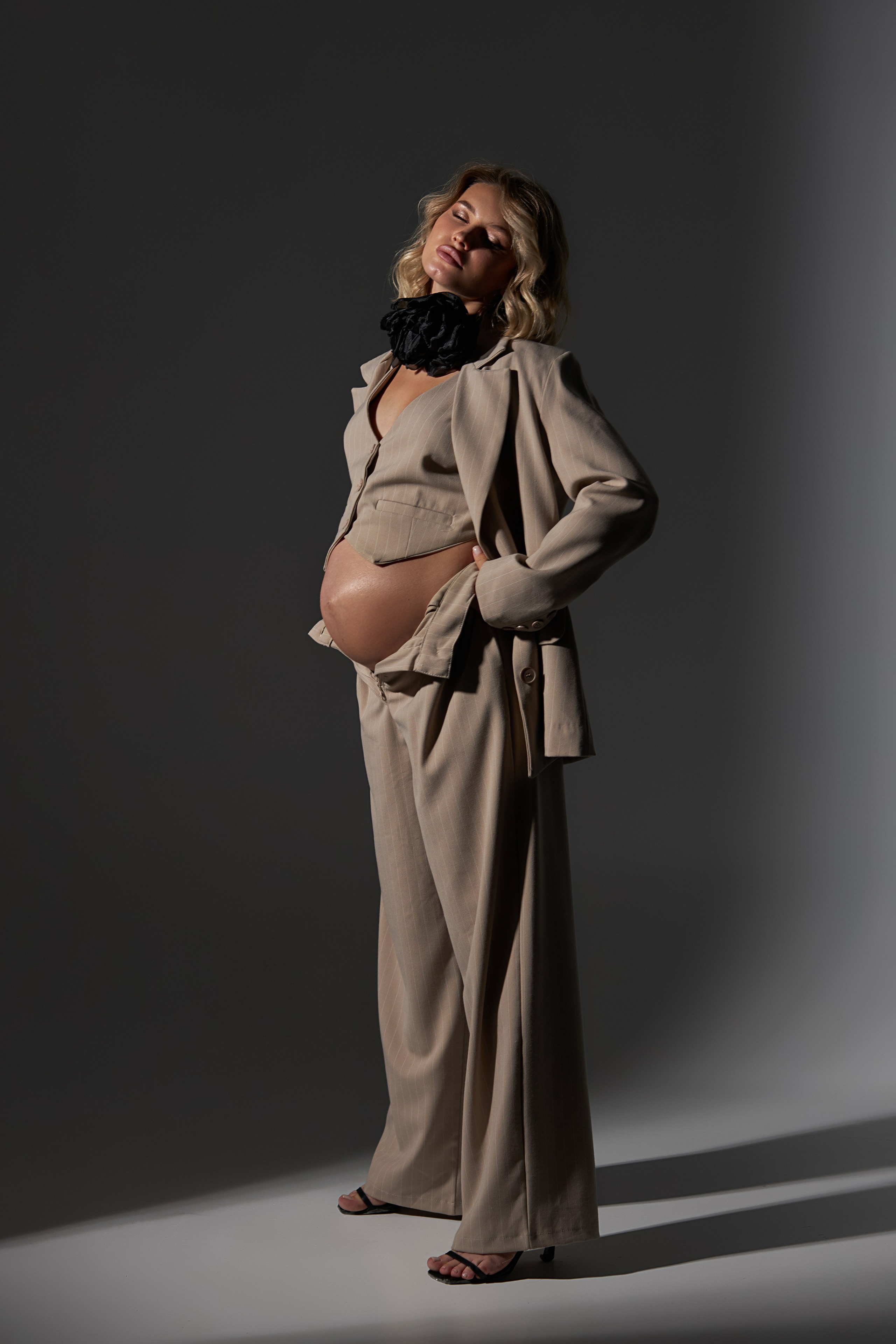 Прайсы. Фотограф женского портрета и беременности Лана Алпысова