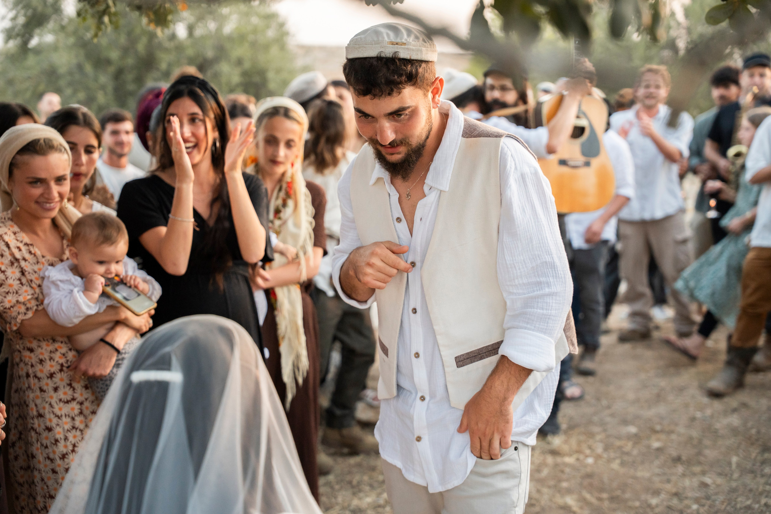 עדן ושלהבת. יוסף מזרחי צילום חתונה, ברית וזוגיות. צלם מקצועי שאוהב להוציא אתכם הכי יפים ברגעים הכי מרגשים